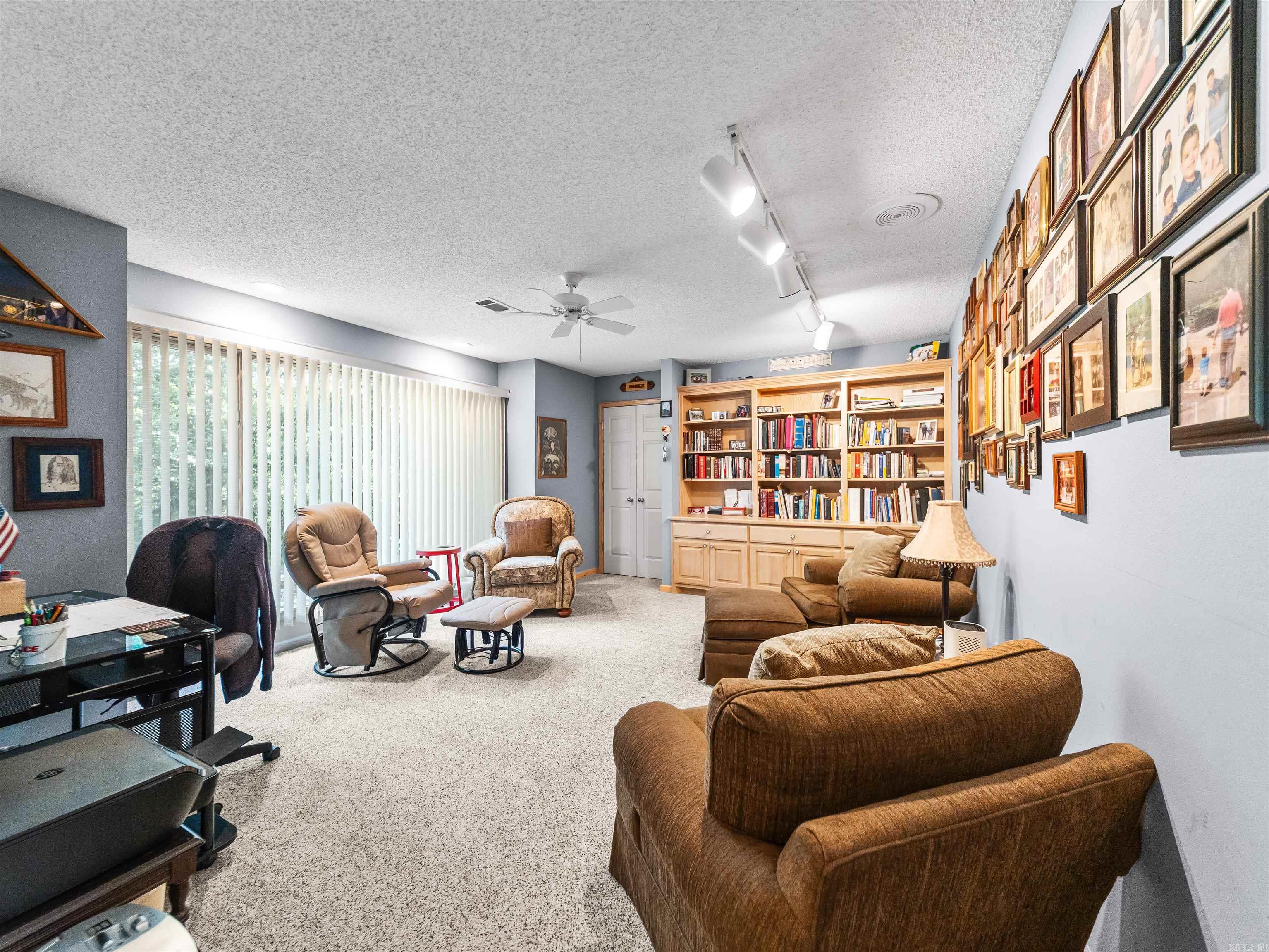 DOMICILIO - Residential