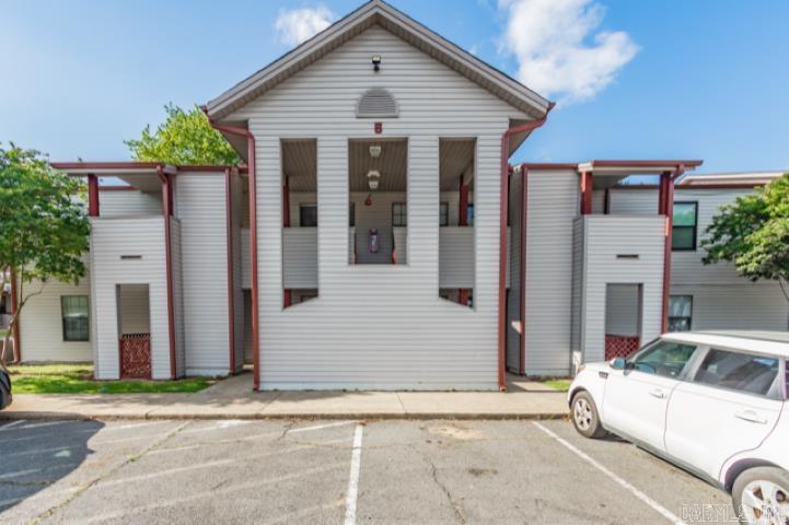 MOVE IN SPECIAL! HALF OFF FIRST MONTH’S RENT! Located at 1100 Brookside Dr, our charming Family; Pet-Friendly community offers recently remodeled 2BD/2BA apartments right in the heart of Little Rock. You'll be just a stone's throw away from shopping, dining, and much more! Our location is really peaceful and quiet. Our apartments boast an open floor plan, perfect for those who love spacious living. We've got your comfort covered with two full bathrooms, washer and dryer connections, wardrobes, and a central HVAC system. Plus, our pet-friendly policy means your furry friends are welcome too. The apartments are also furnished with kitchen appliances and feature new flooring, ceiling fans, USB outlets and blinds. Application fee: $45 Monthly Rent: $850 Water recovery fee: $45 $25 pet rent if applicable. Non-refundable pet fee: $350 Residents pay for Water and Electric Lawn care and pest control are included Amenities: Residents Dog Park, Picnic Area, Green Community Spaces Move-in ready! Pets are allowed subject to our pet policy. Disclaimer- Please Note: We have a few apartments available. Finishes may be different.