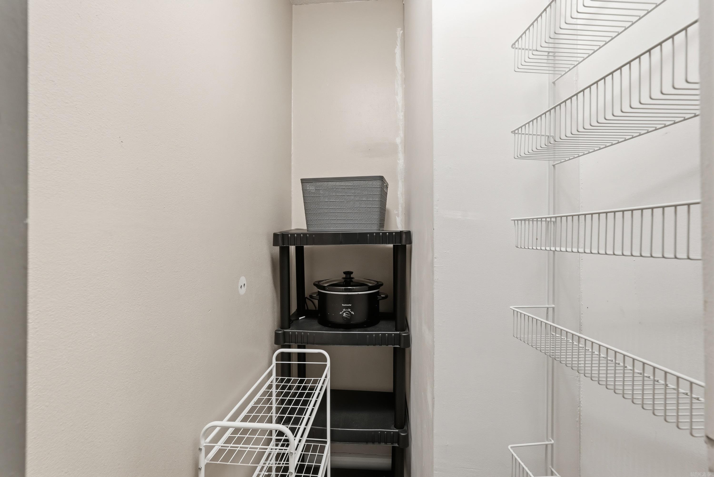 LAKEWOOD HILLS CONDO - Residential