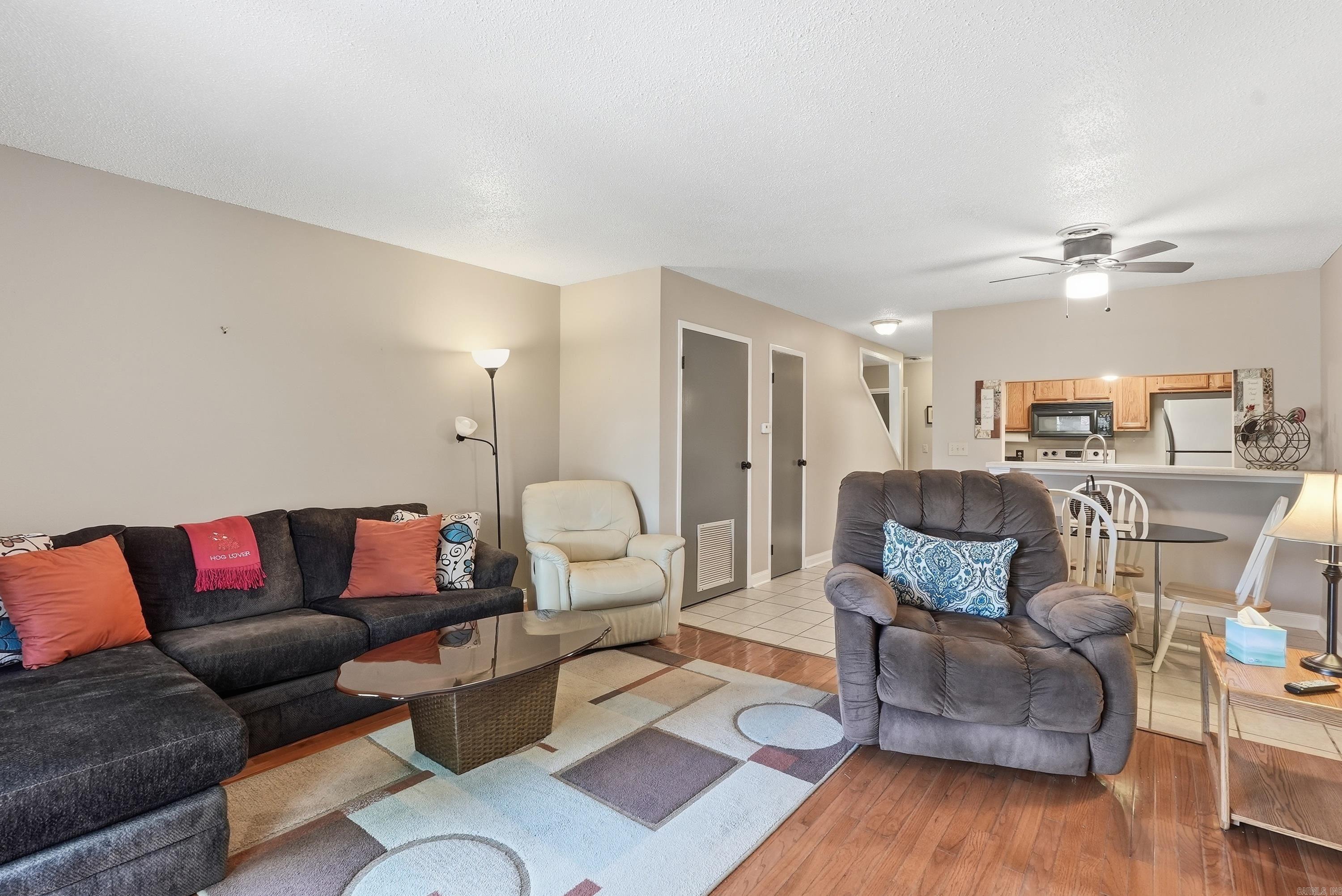 LAKEWOOD HILLS CONDO - Residential