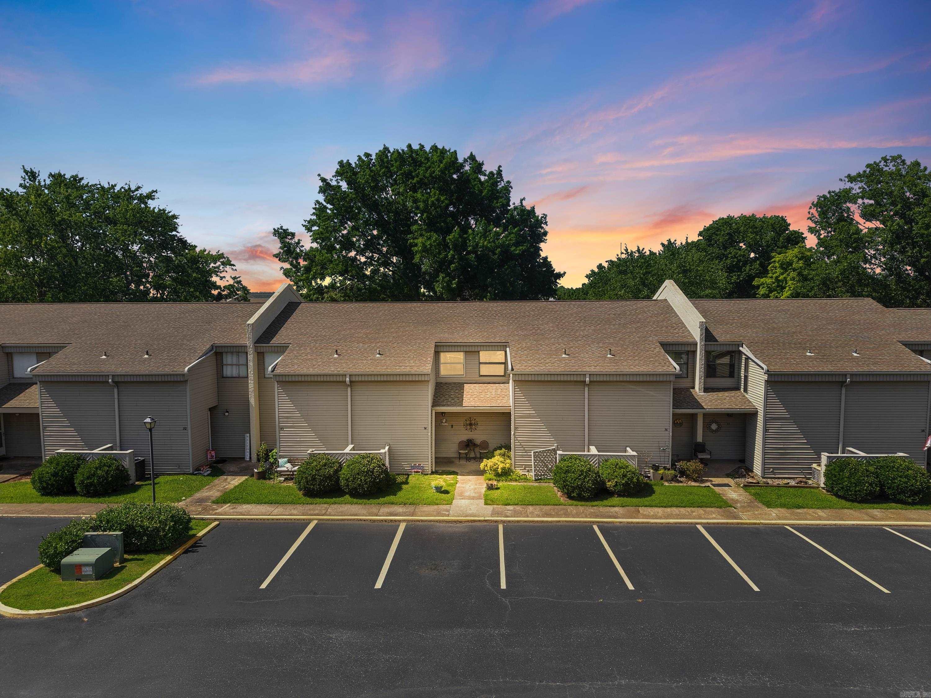 LAKEWOOD HILLS CONDO - Residential