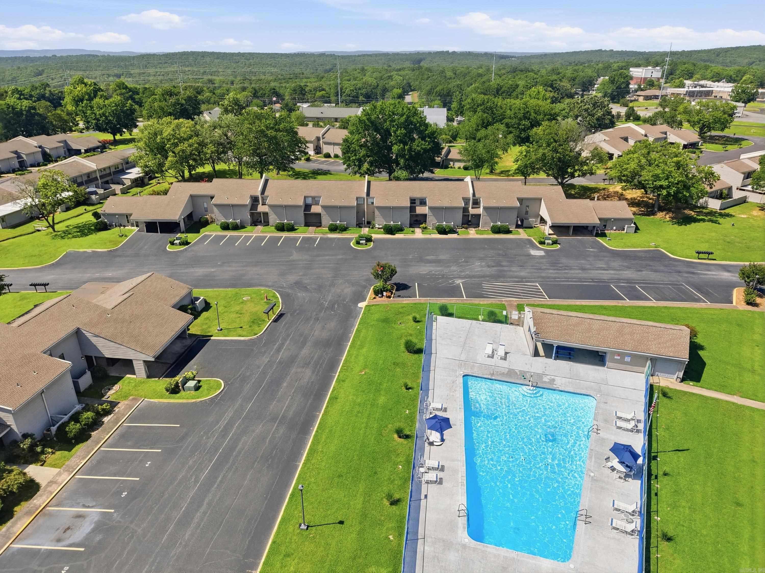 LAKEWOOD HILLS CONDO - Residential