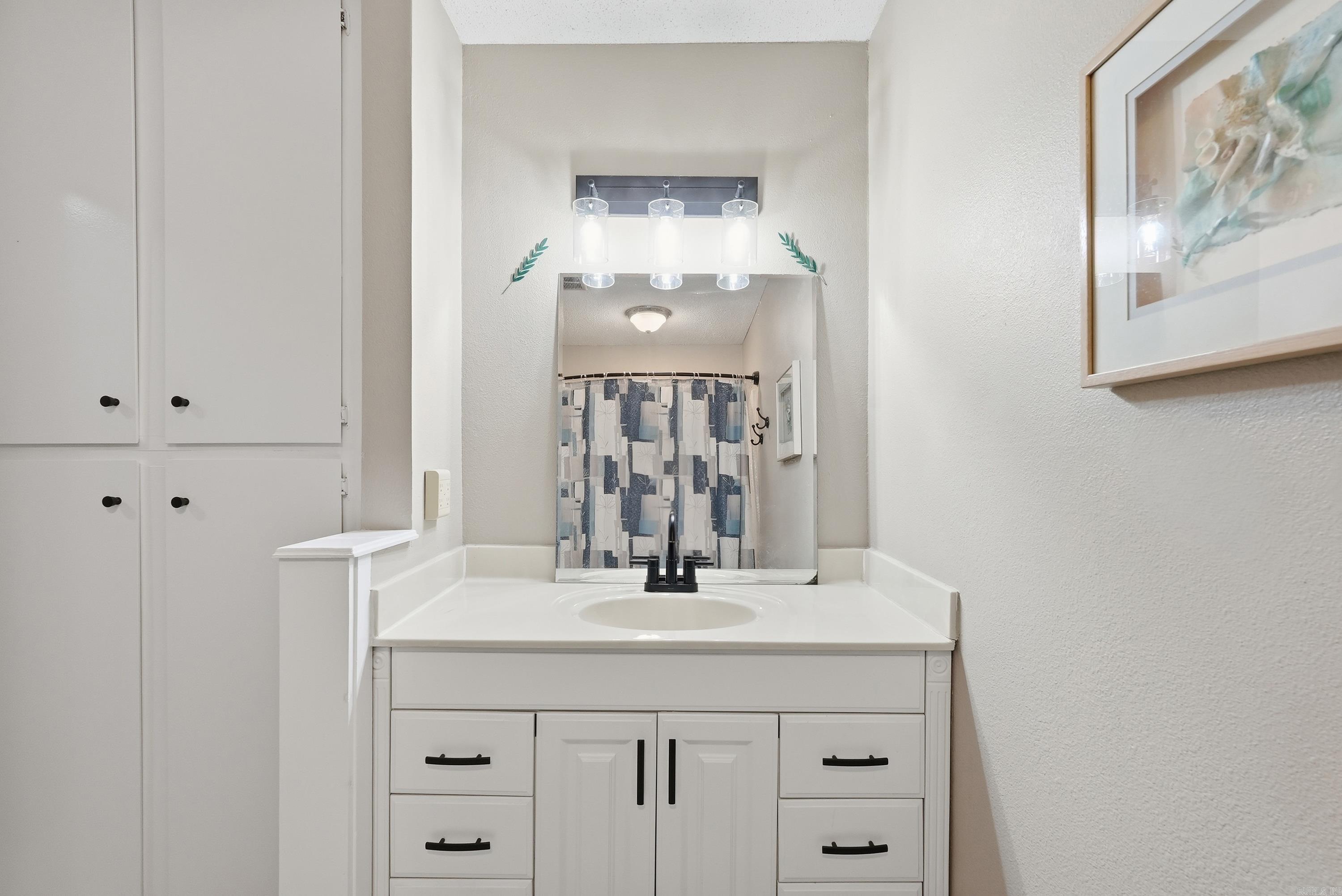 LAKEWOOD HILLS CONDO - Residential