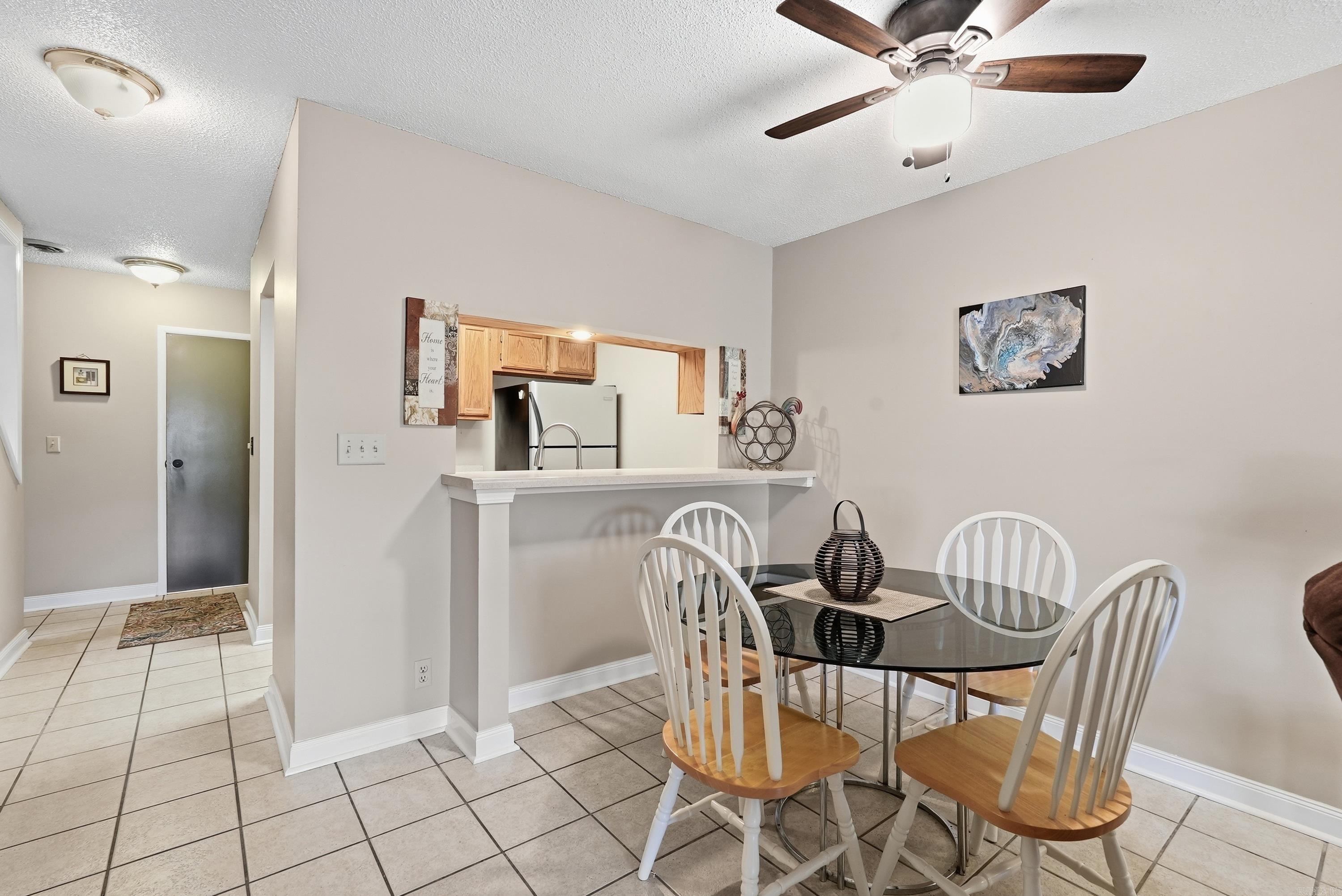 LAKEWOOD HILLS CONDO - Residential