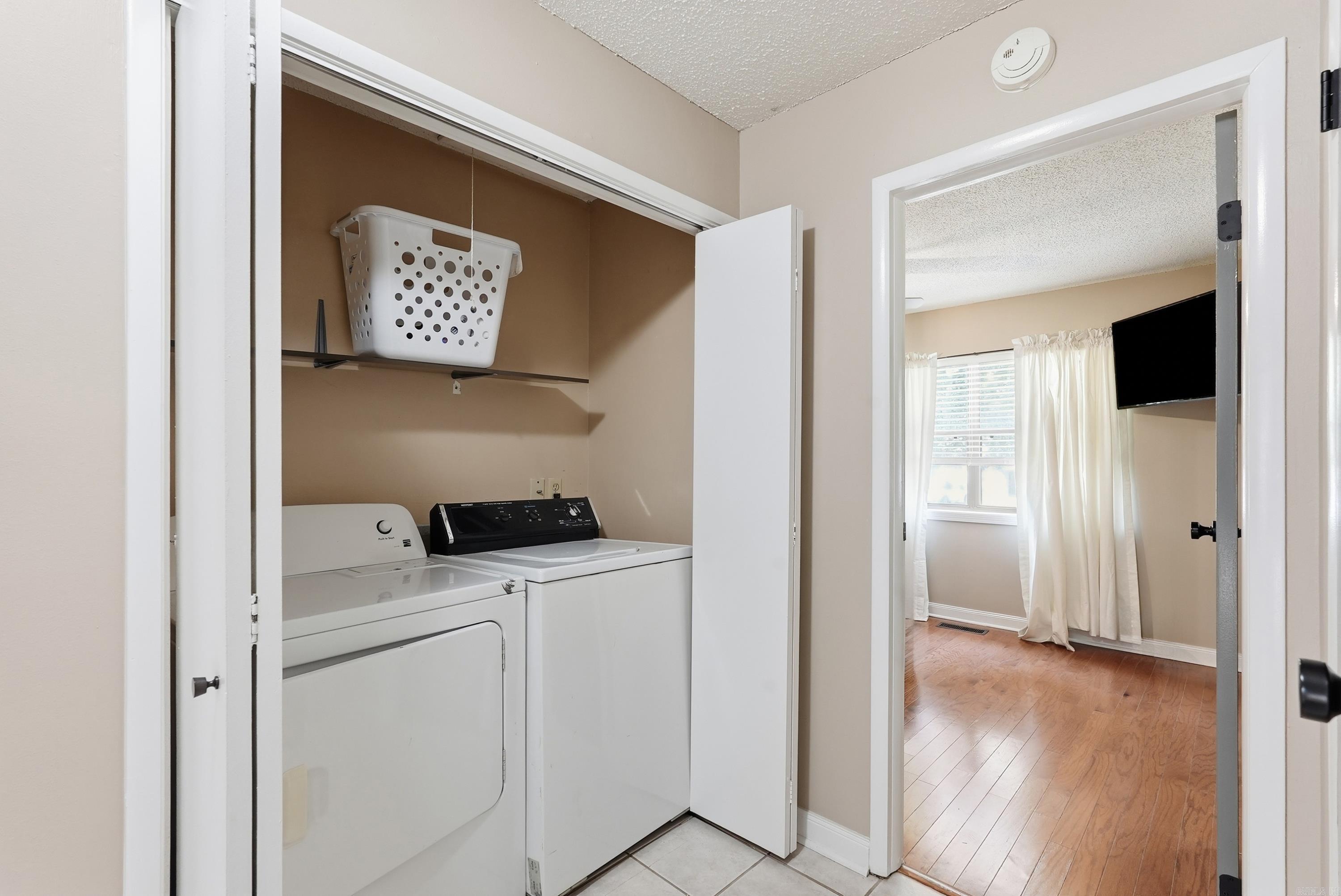 LAKEWOOD HILLS CONDO - Residential