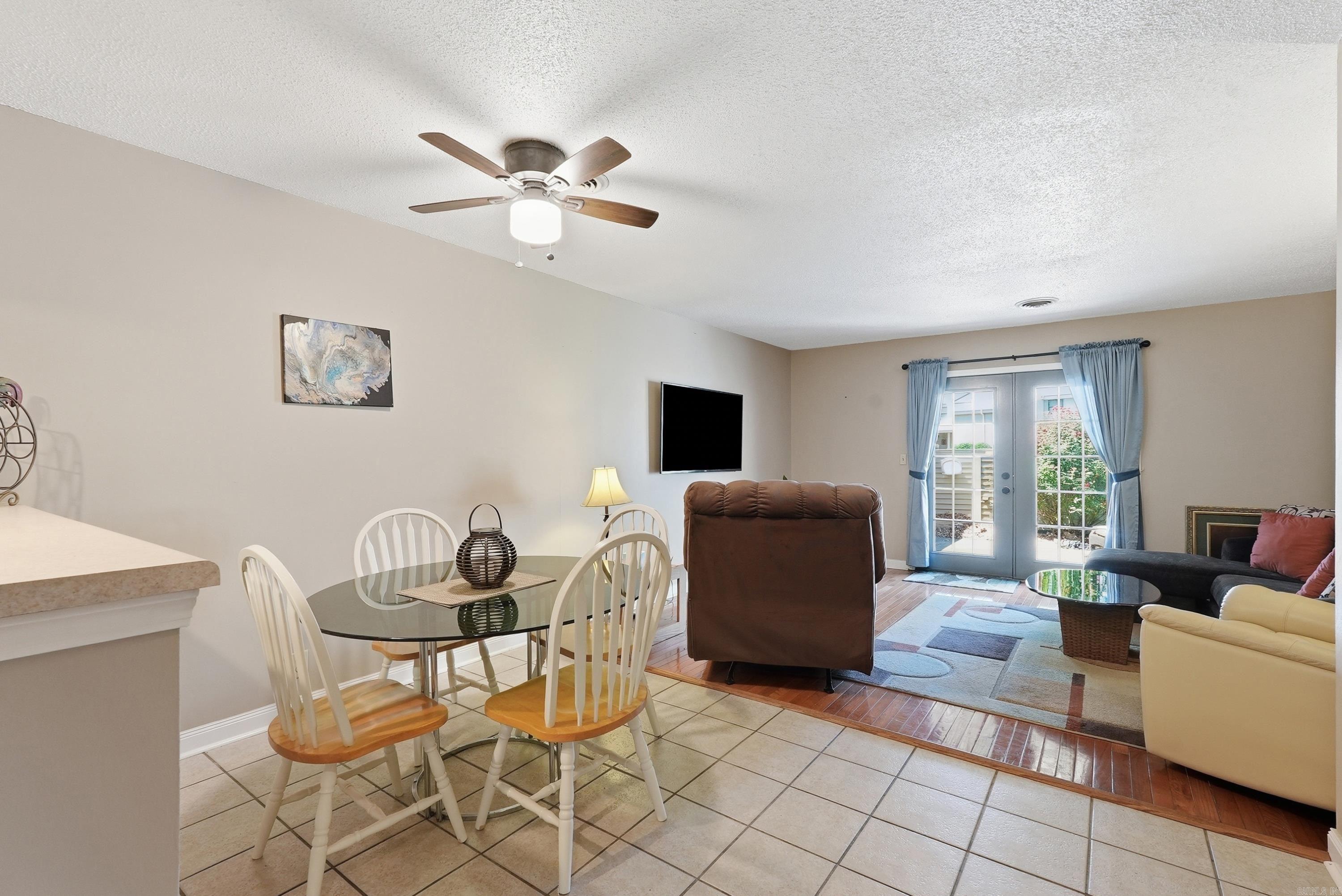 LAKEWOOD HILLS CONDO - Residential