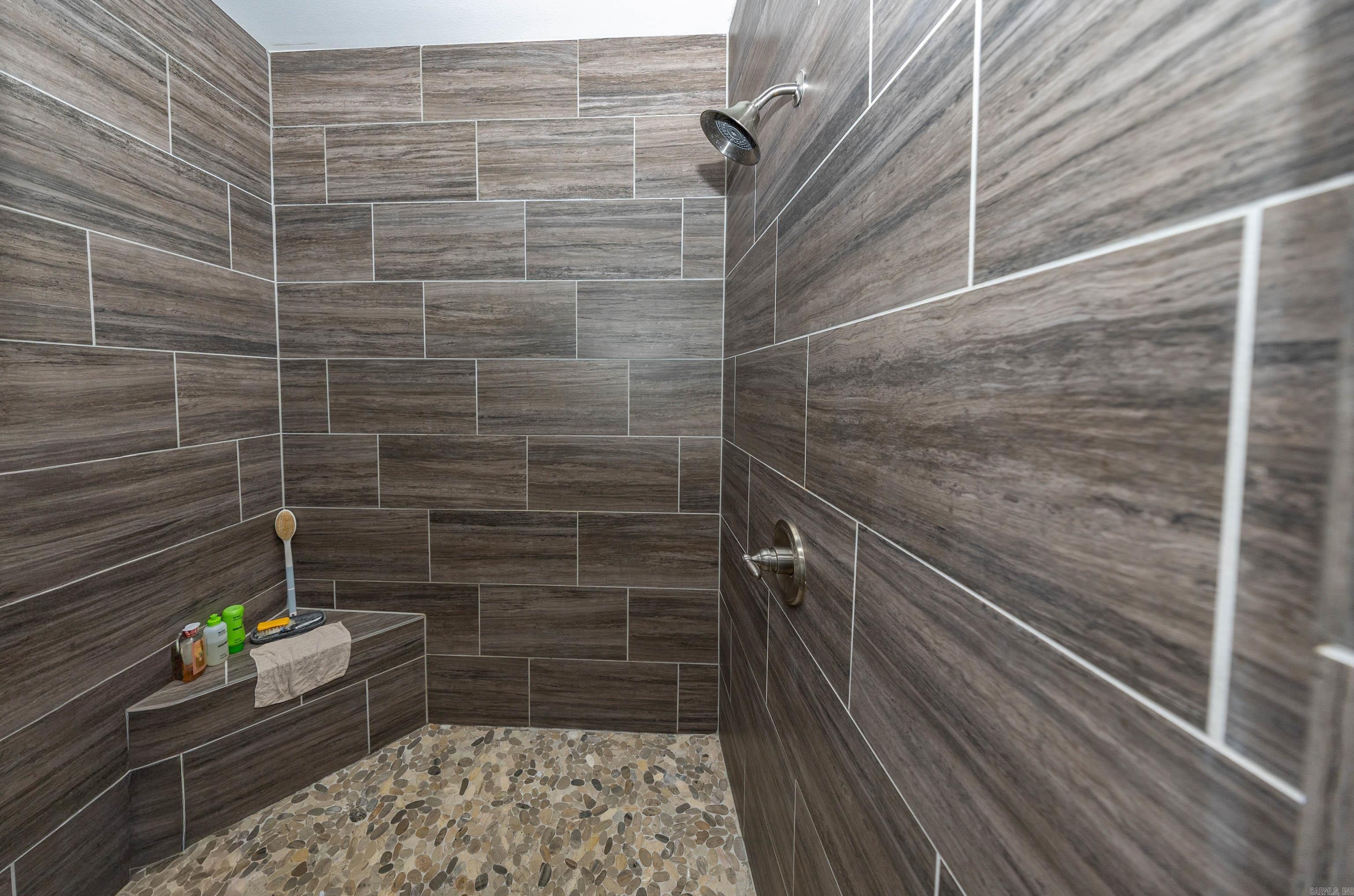 AVILLA HILLS - Residential