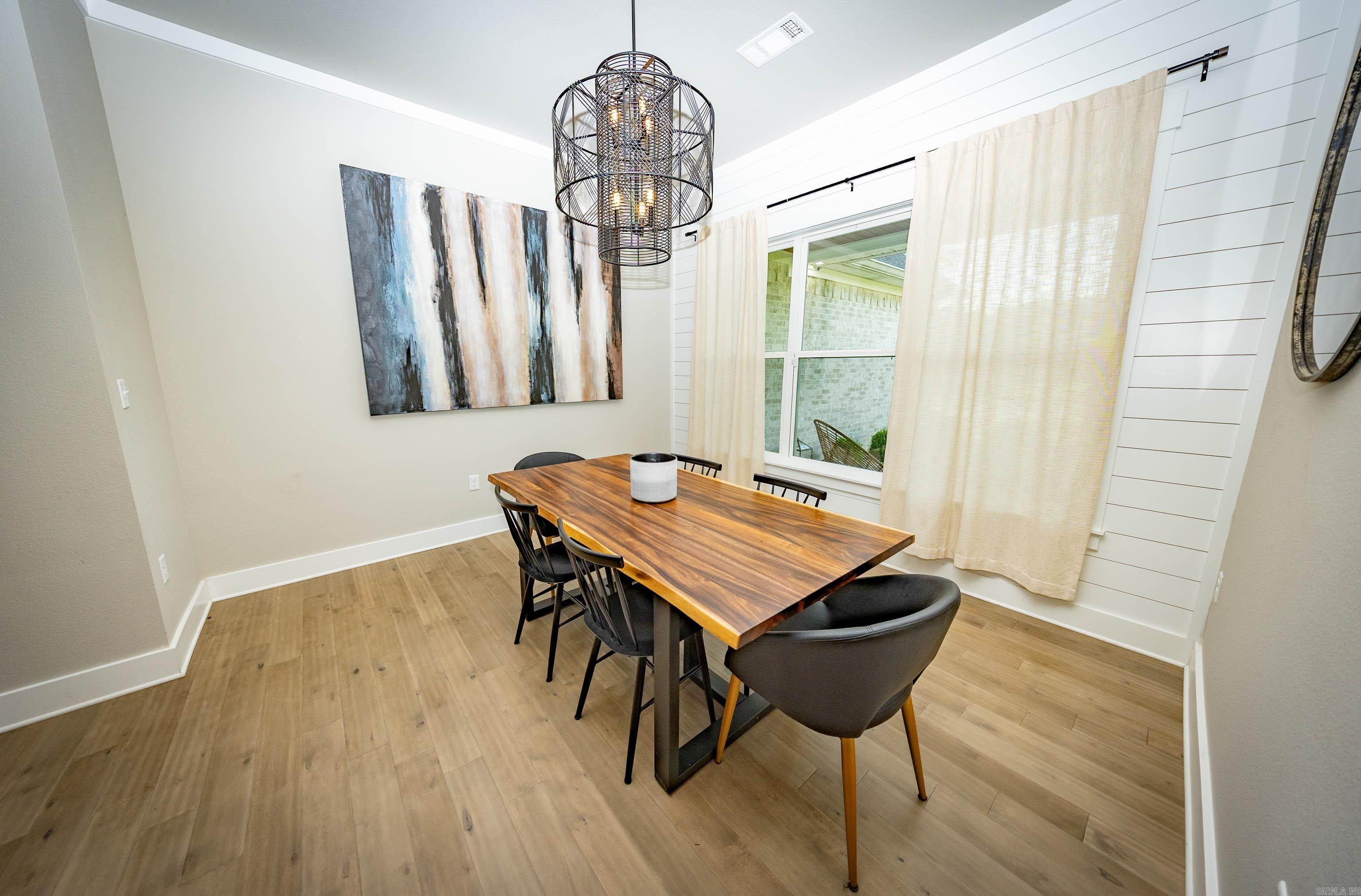 AVILLA HILLS - Residential