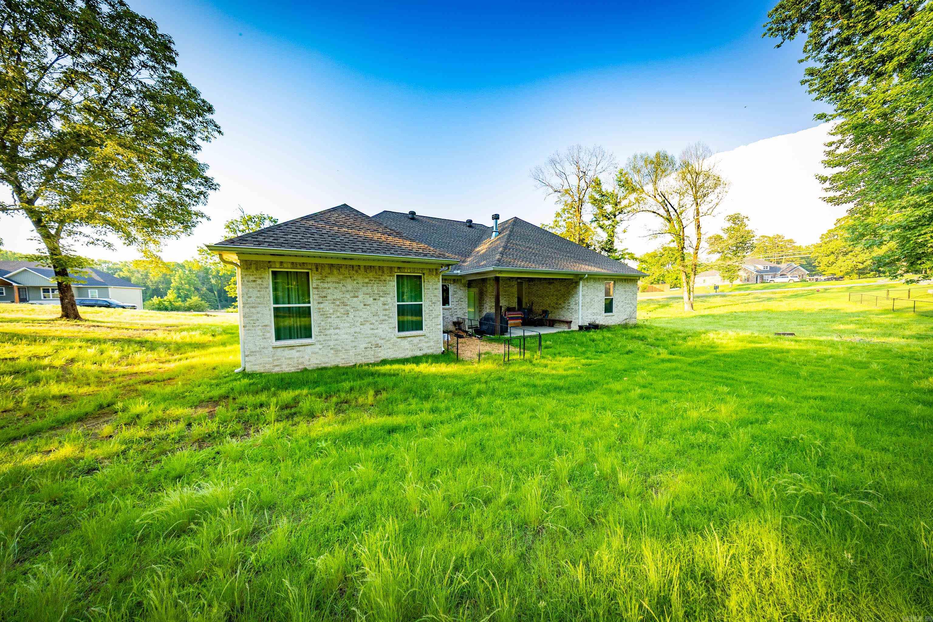 AVILLA HILLS - Residential