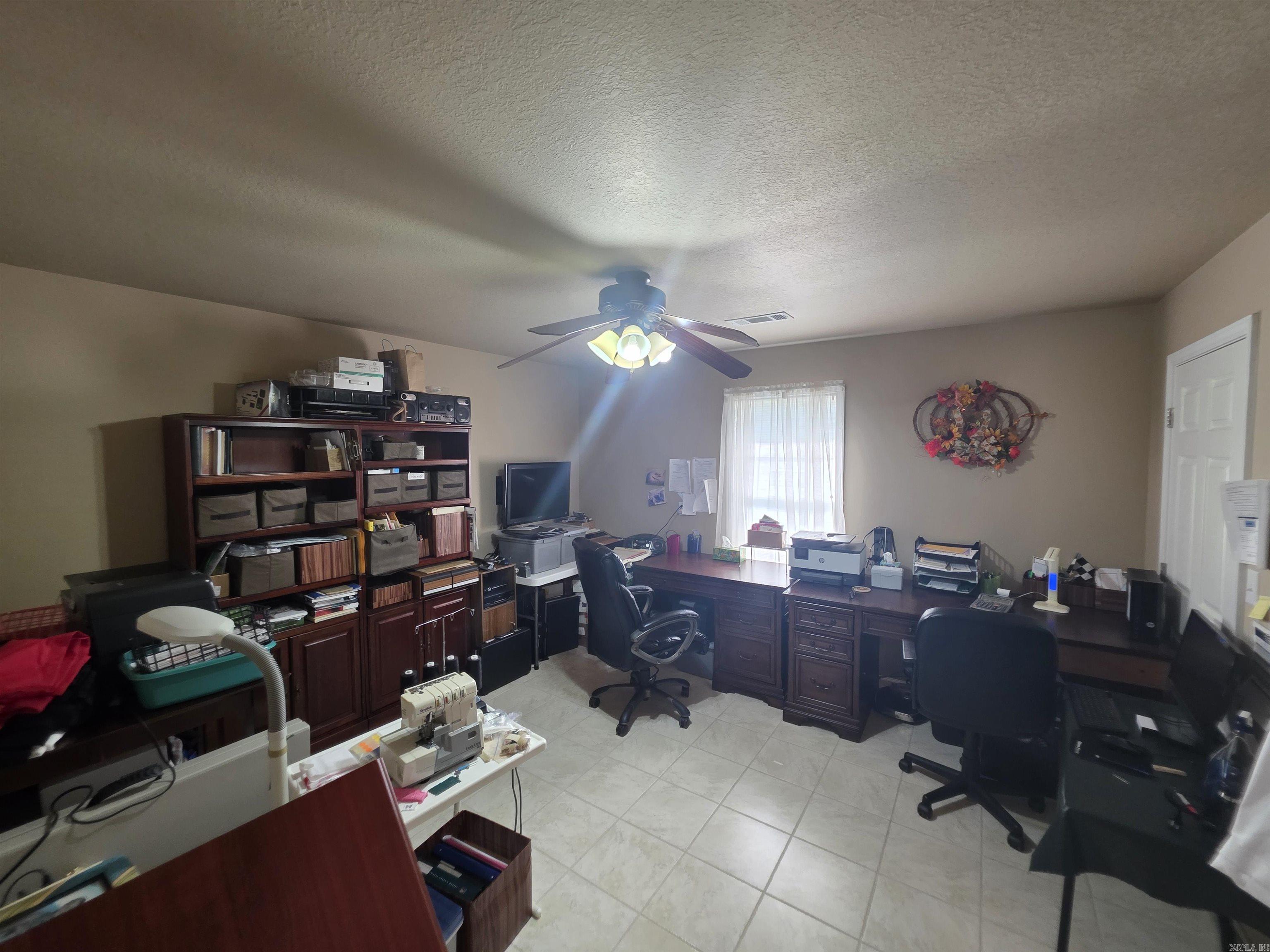 CARRIAGE HILL - Residential