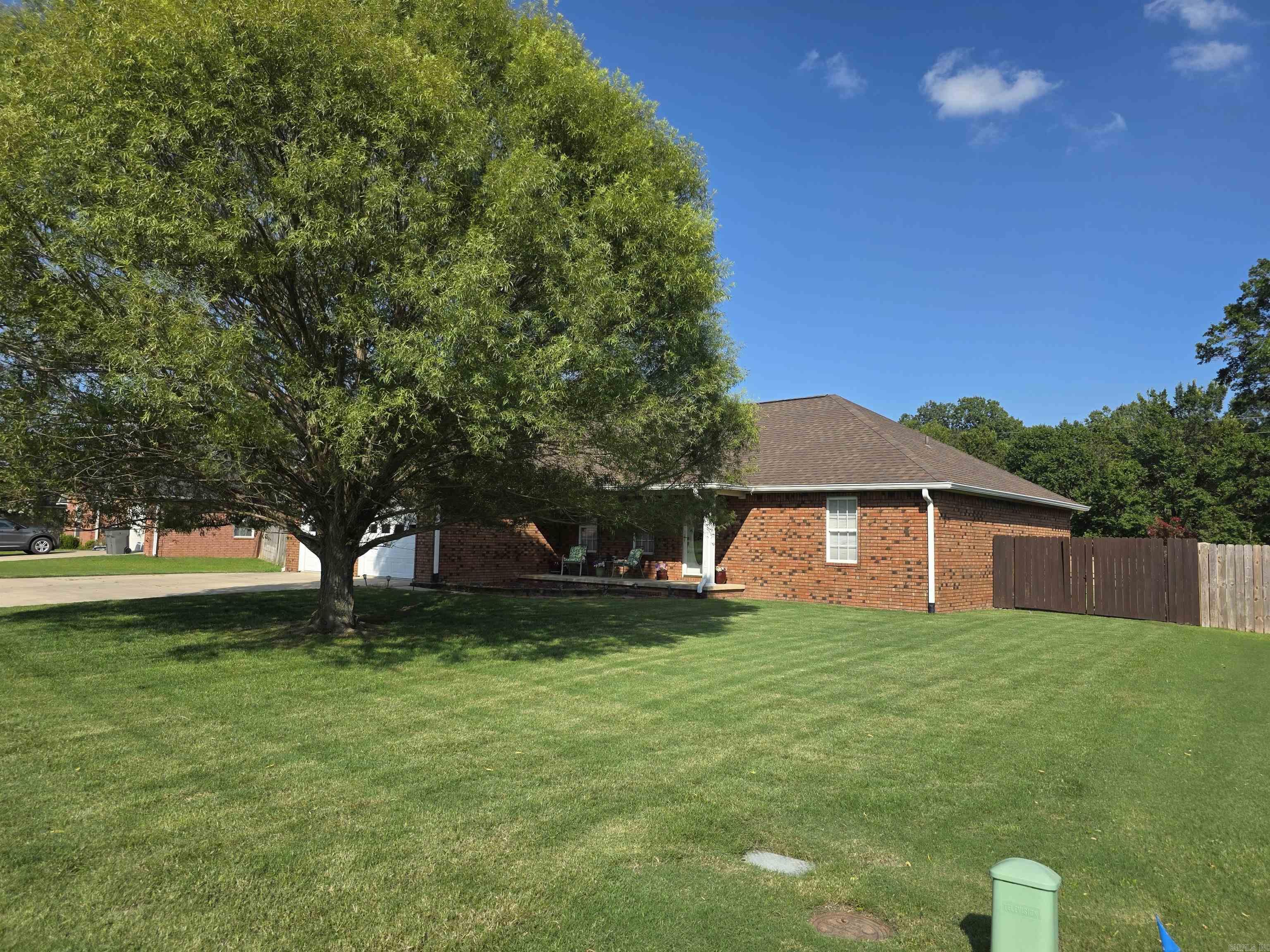 CARRIAGE HILL - Residential