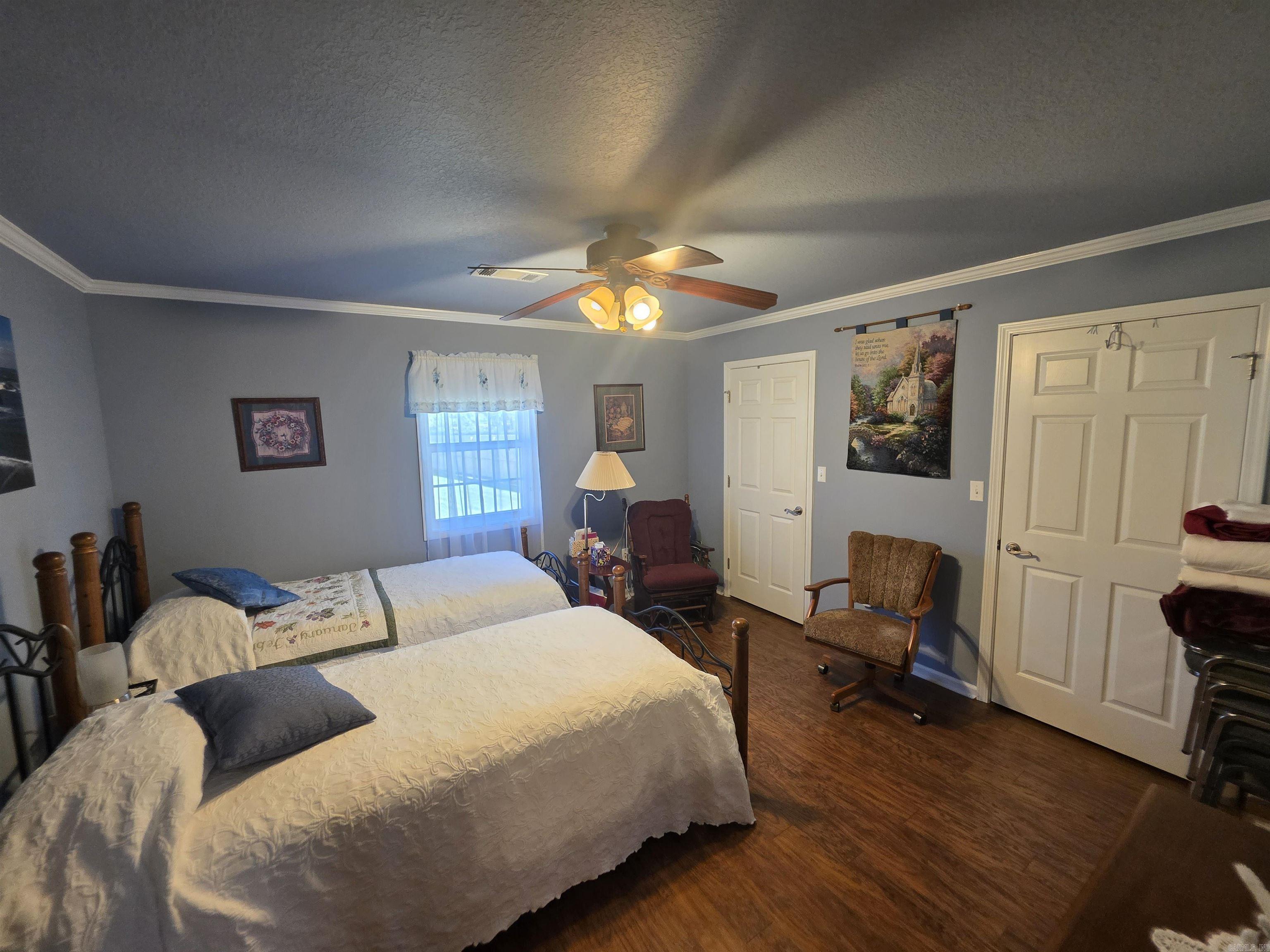 CARRIAGE HILL - Residential