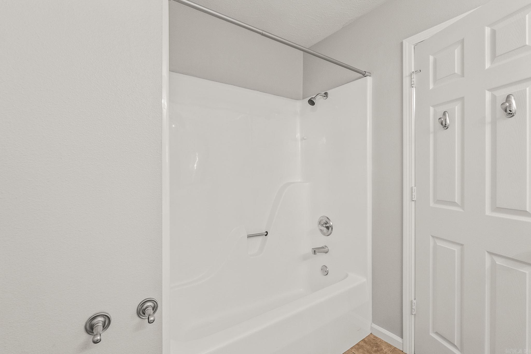 BROWNSTONE - Residential
