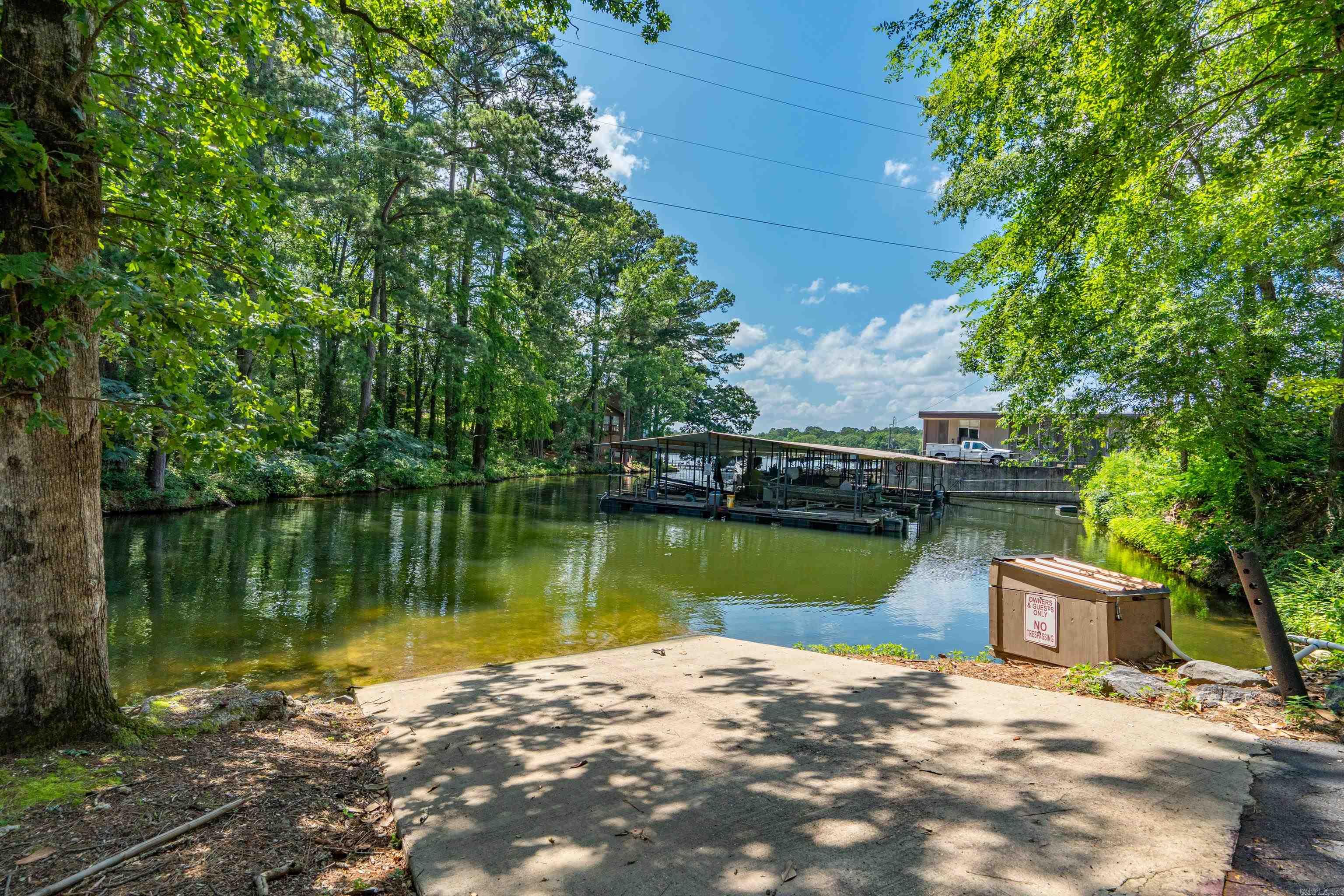 MOONLIGHT BAY COLONY HPR - Residential