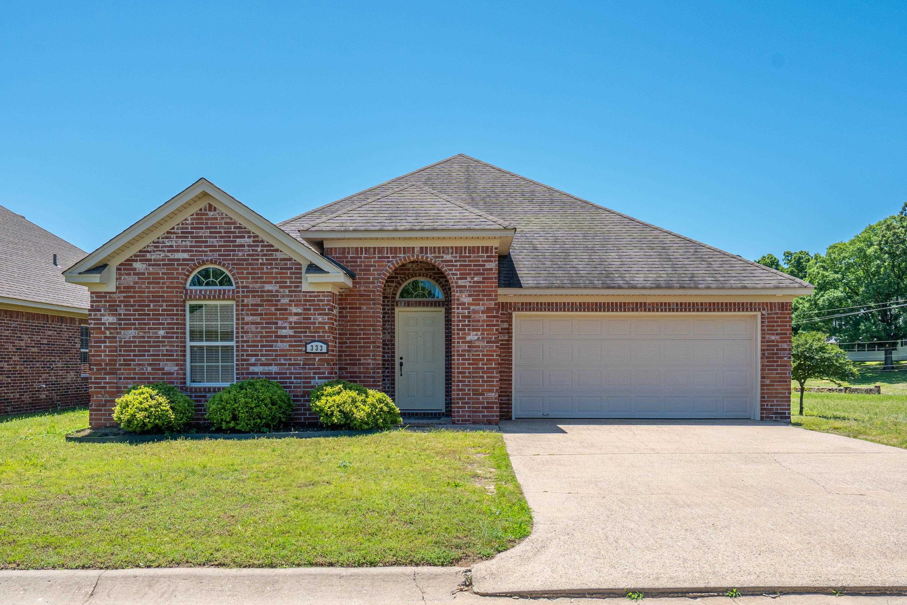 AUTUMN RIDGE - Residential
