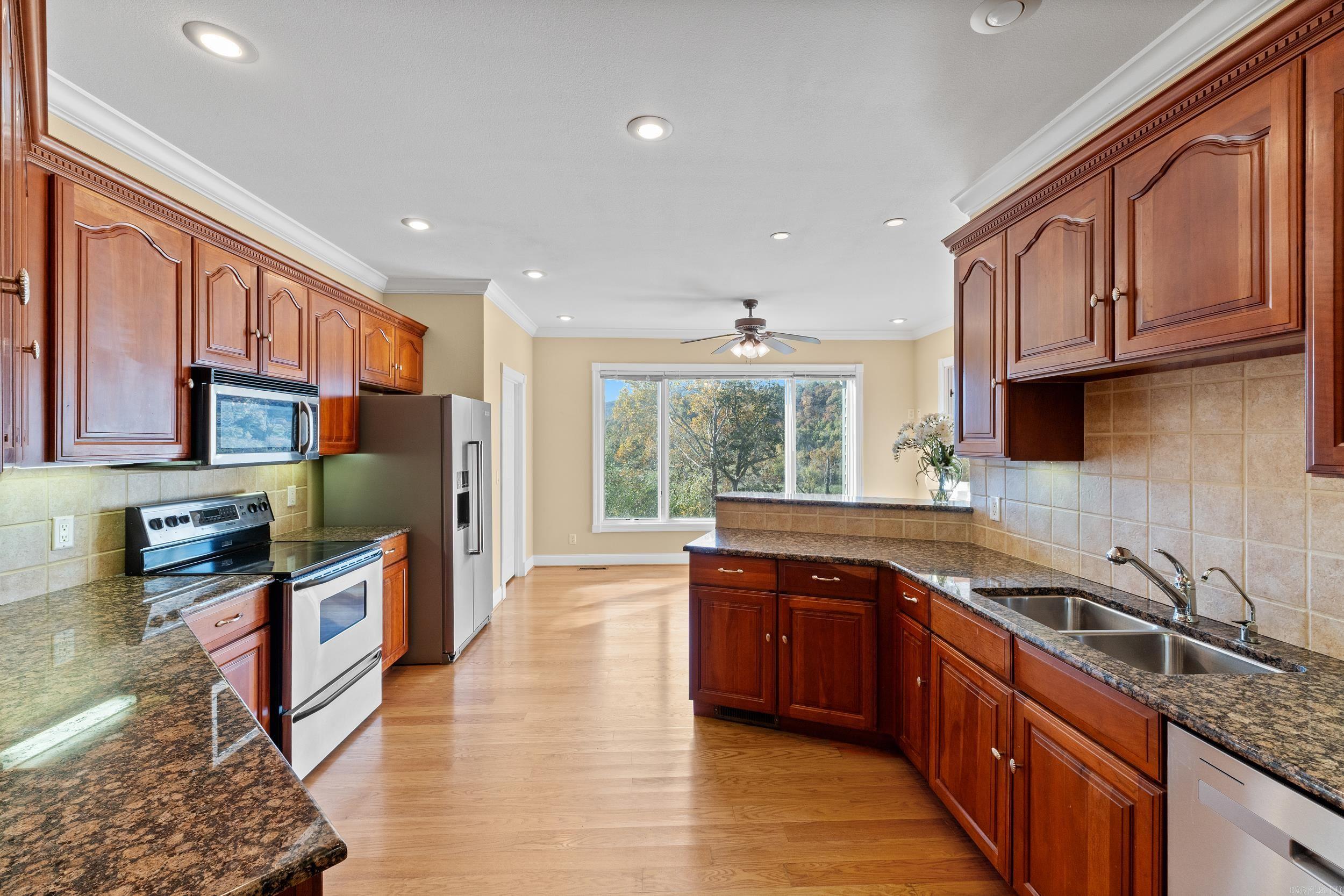 WHITE RIVER VALLEY - Residential