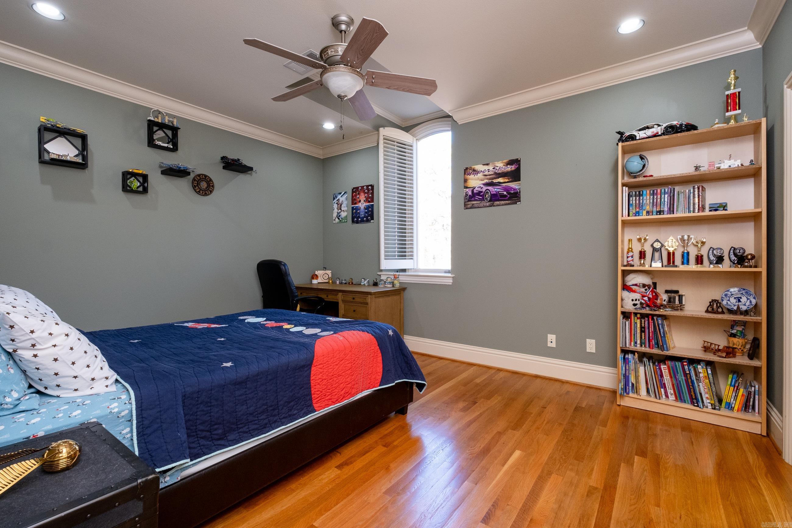 CHENAL VALLEY SOLOGNE CIRCLE - Residential