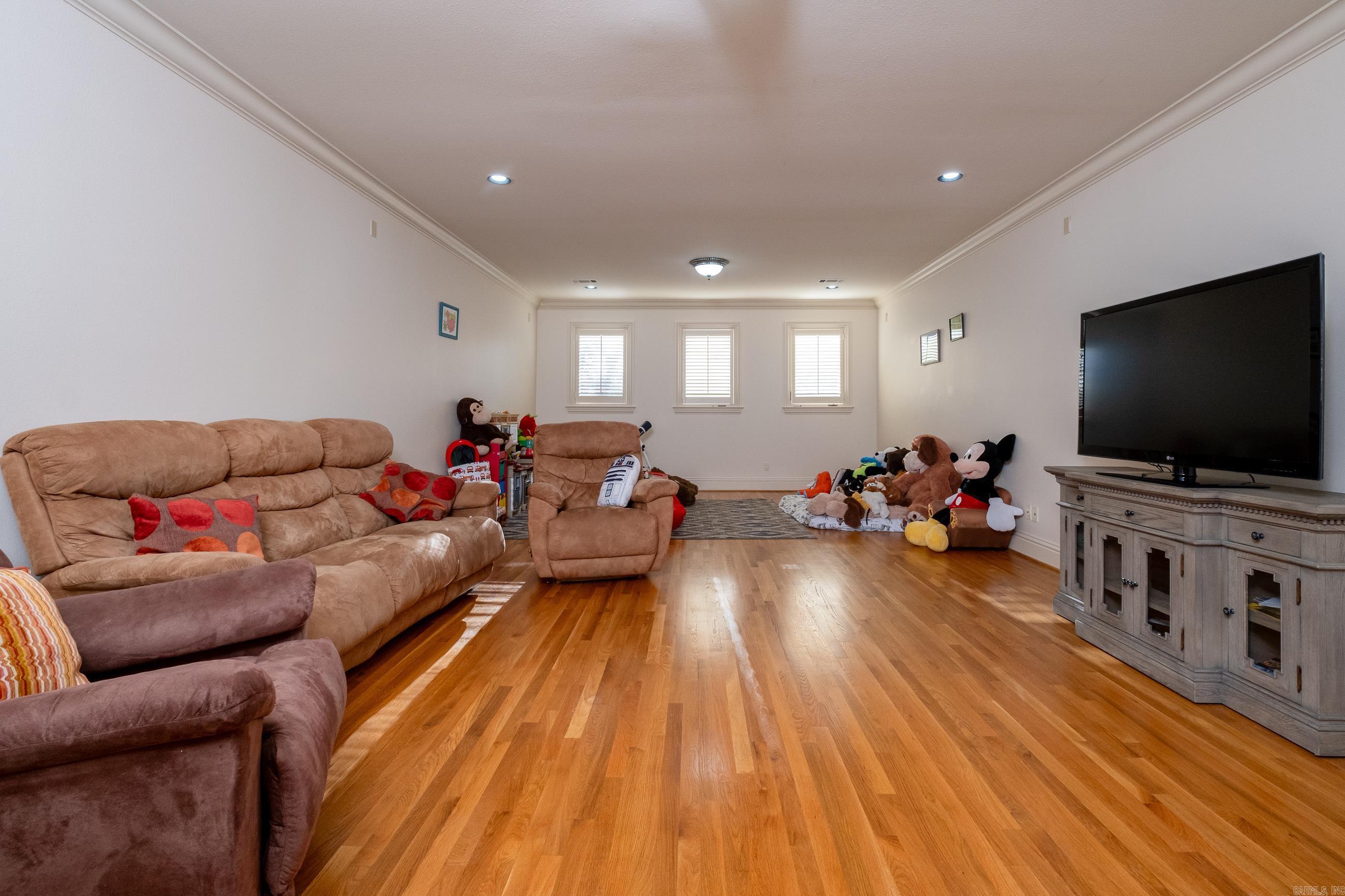 CHENAL VALLEY SOLOGNE CIRCLE - Residential