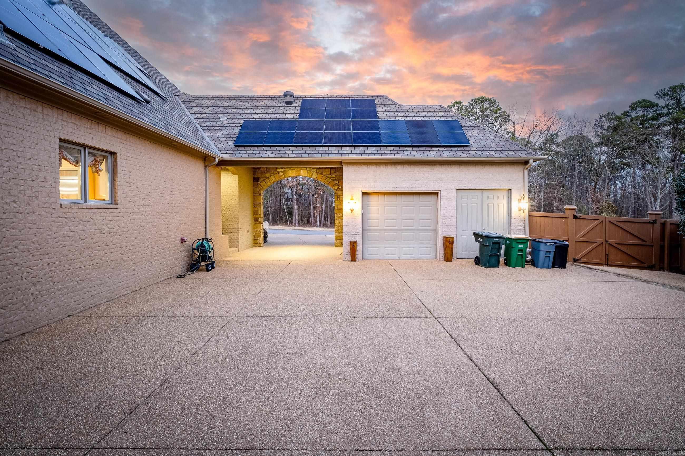 CHENAL VALLEY SOLOGNE CIRCLE - Residential