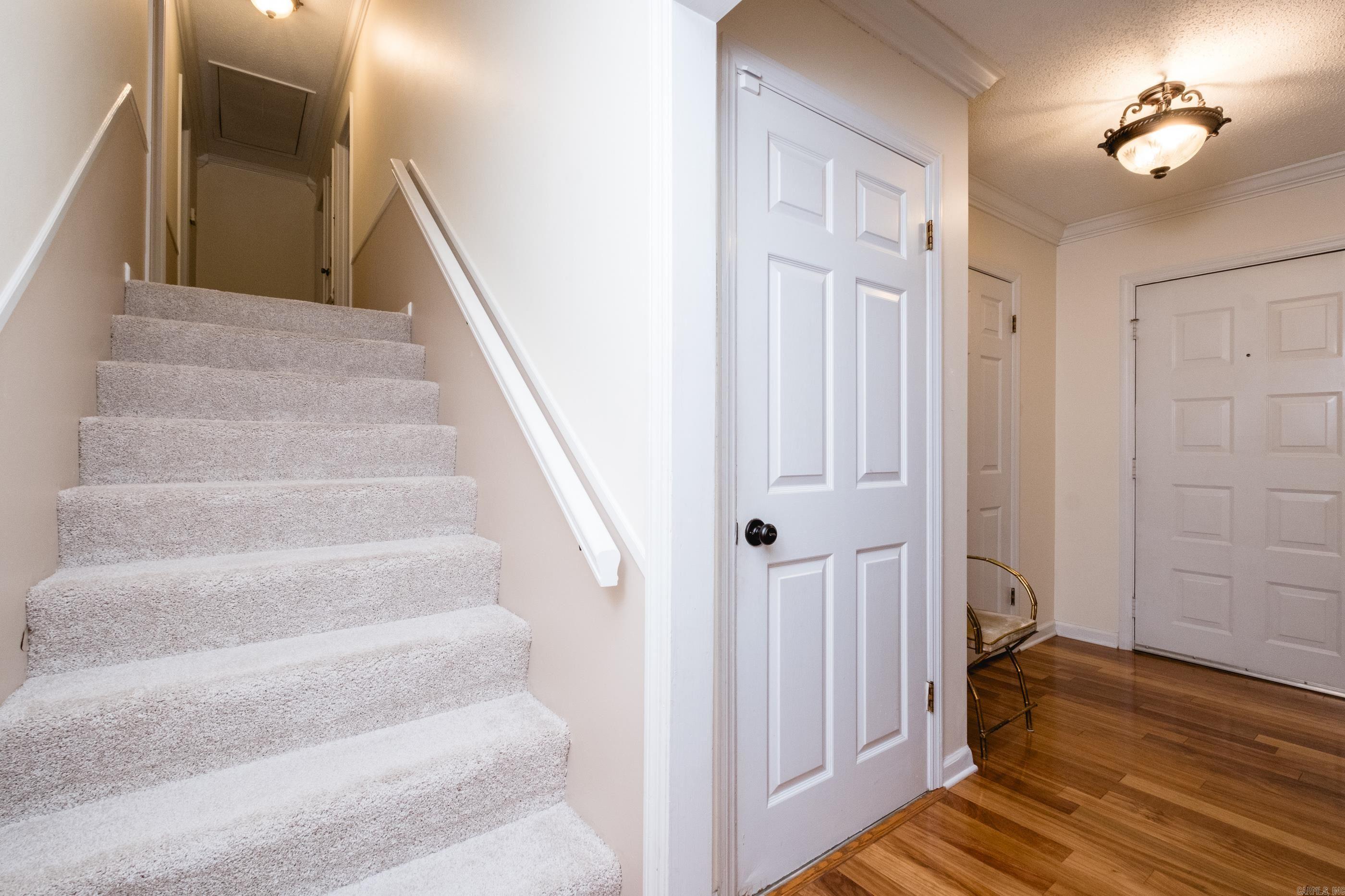 OVERBROOK - Residential