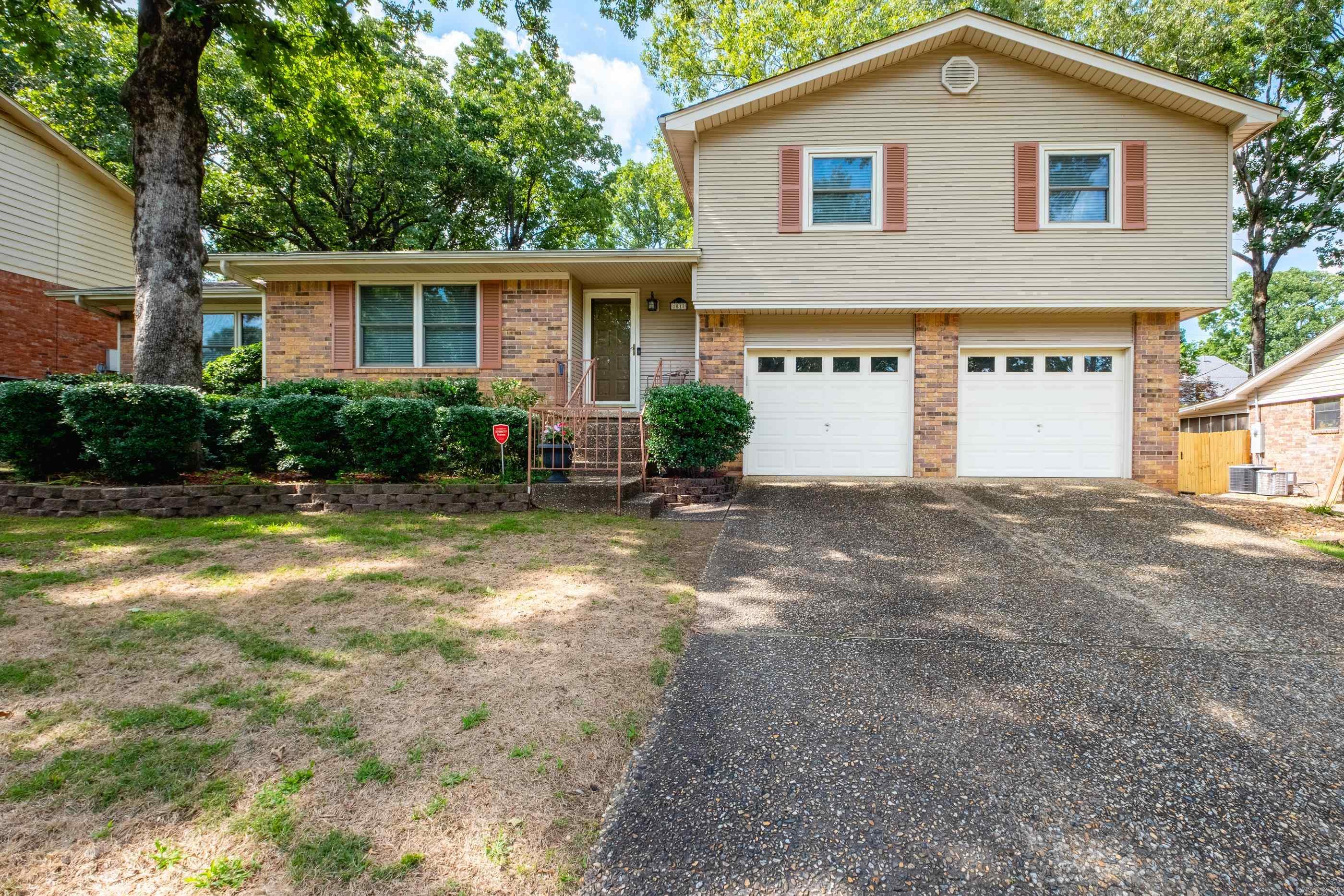 OVERBROOK - Residential