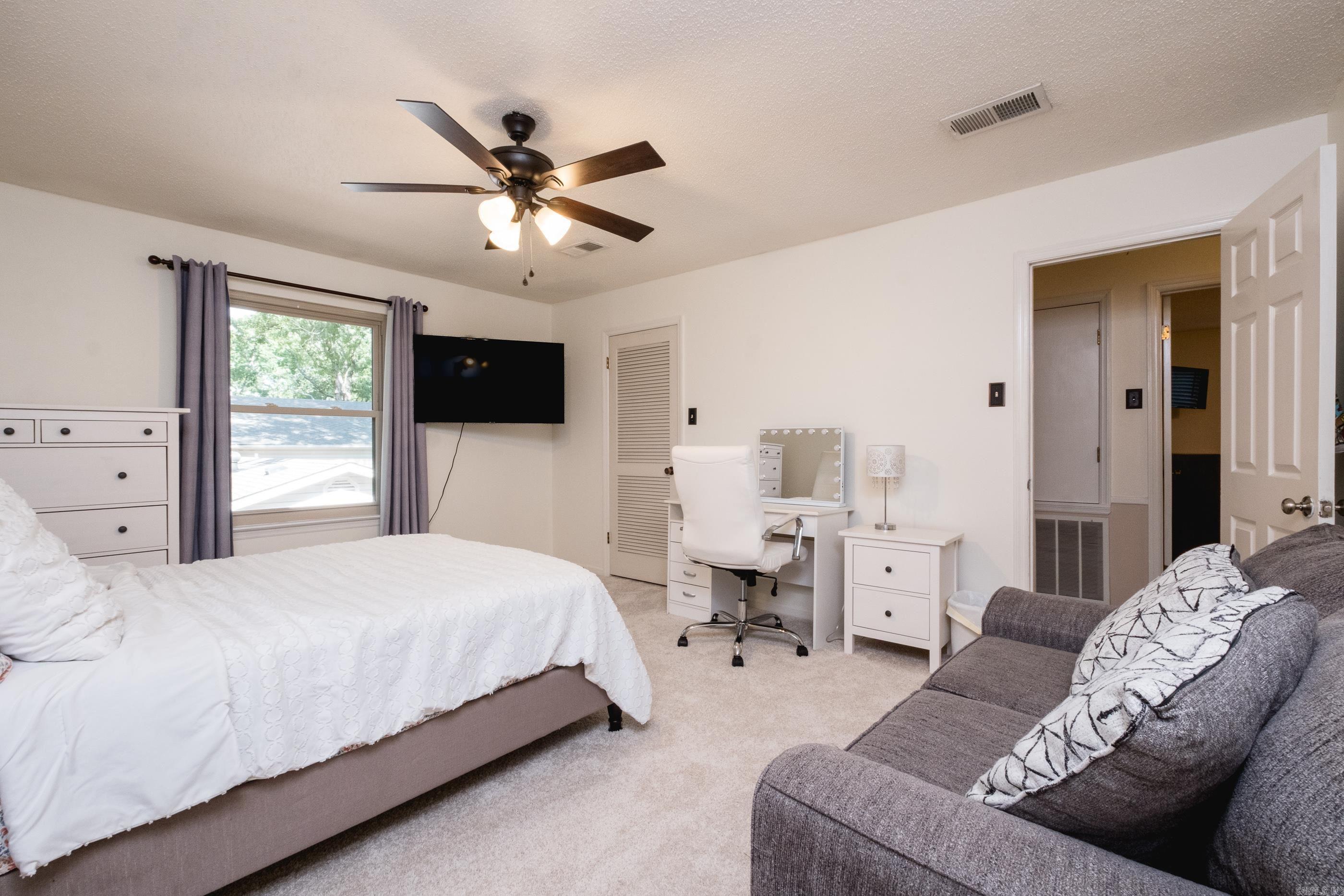 OVERBROOK - Residential