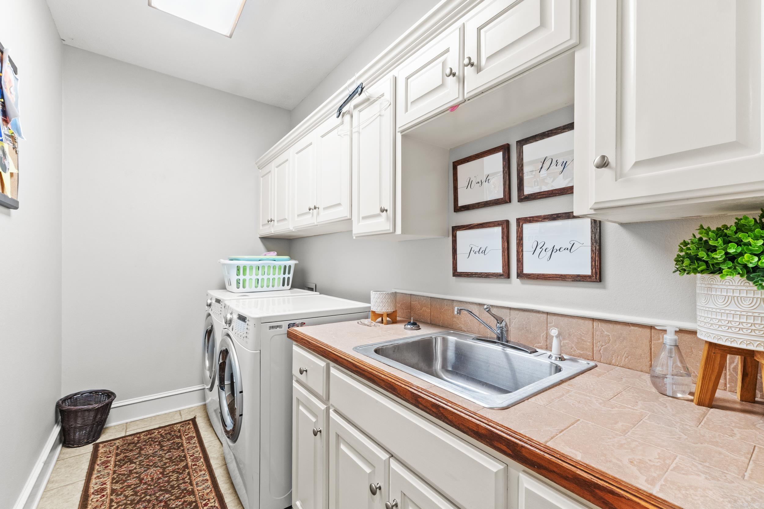 DOGWOOD ESTATES - Residential