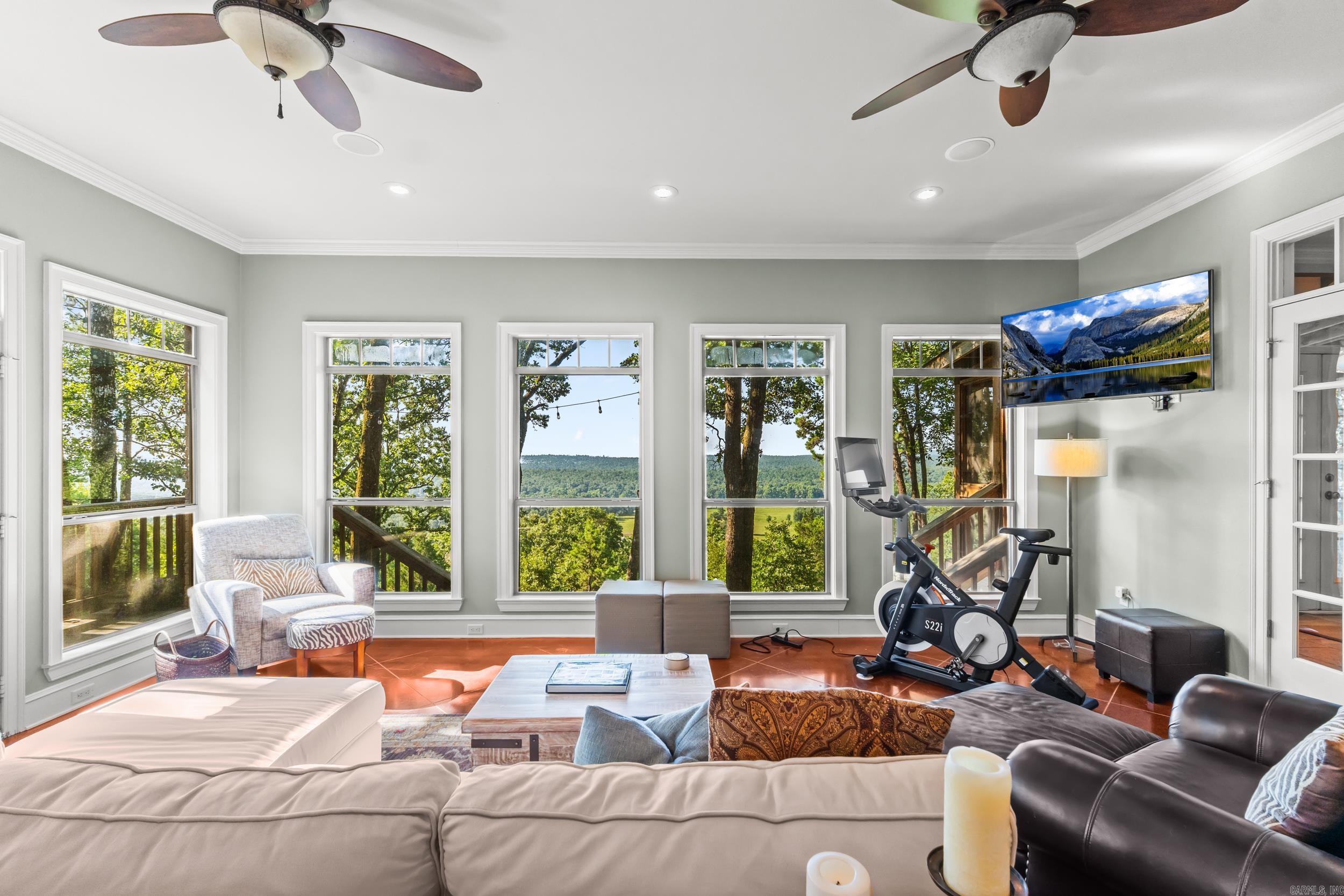 DOGWOOD ESTATES - Residential