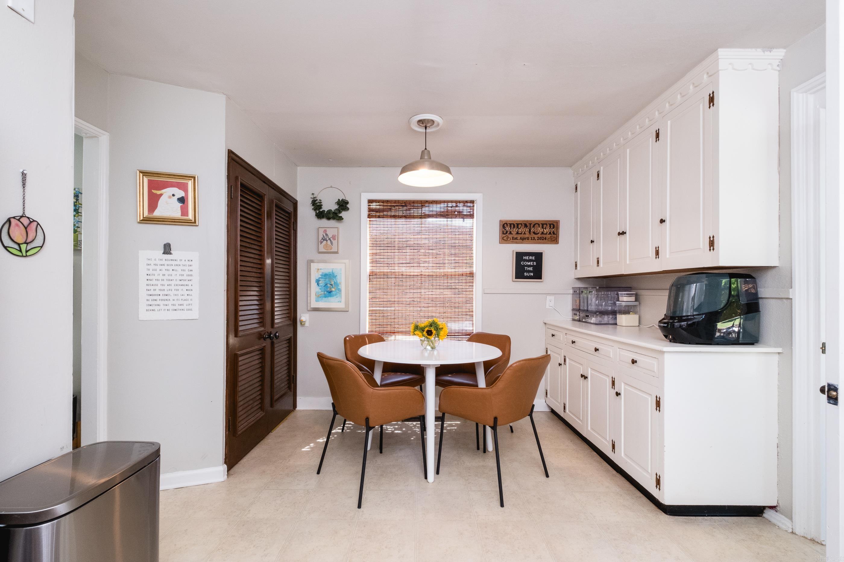 KAVANAUGH PLACE - Residential