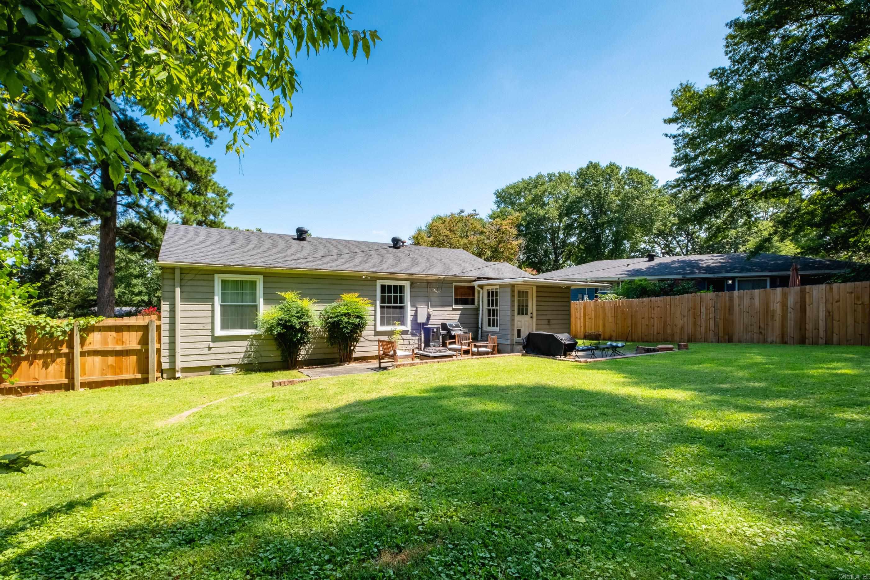 KAVANAUGH PLACE - Residential