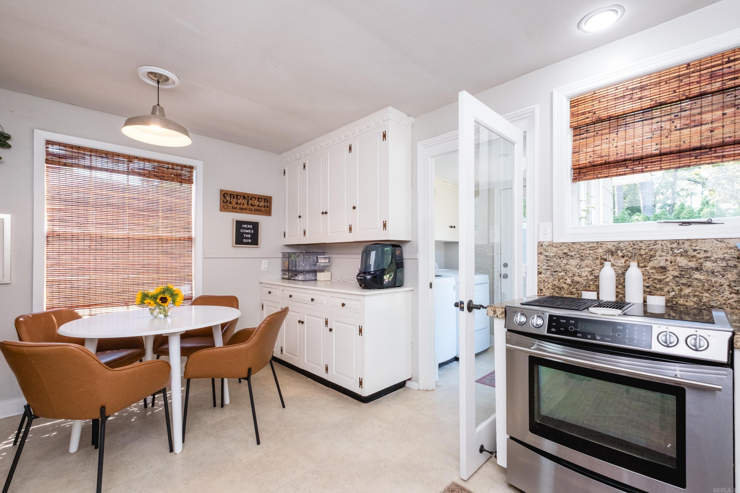 KAVANAUGH PLACE - Residential