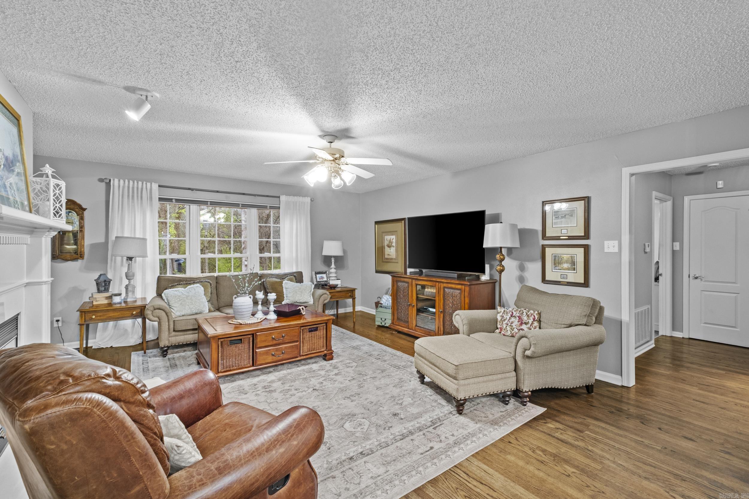 WINDSOR VALLEY ADDN - Residential