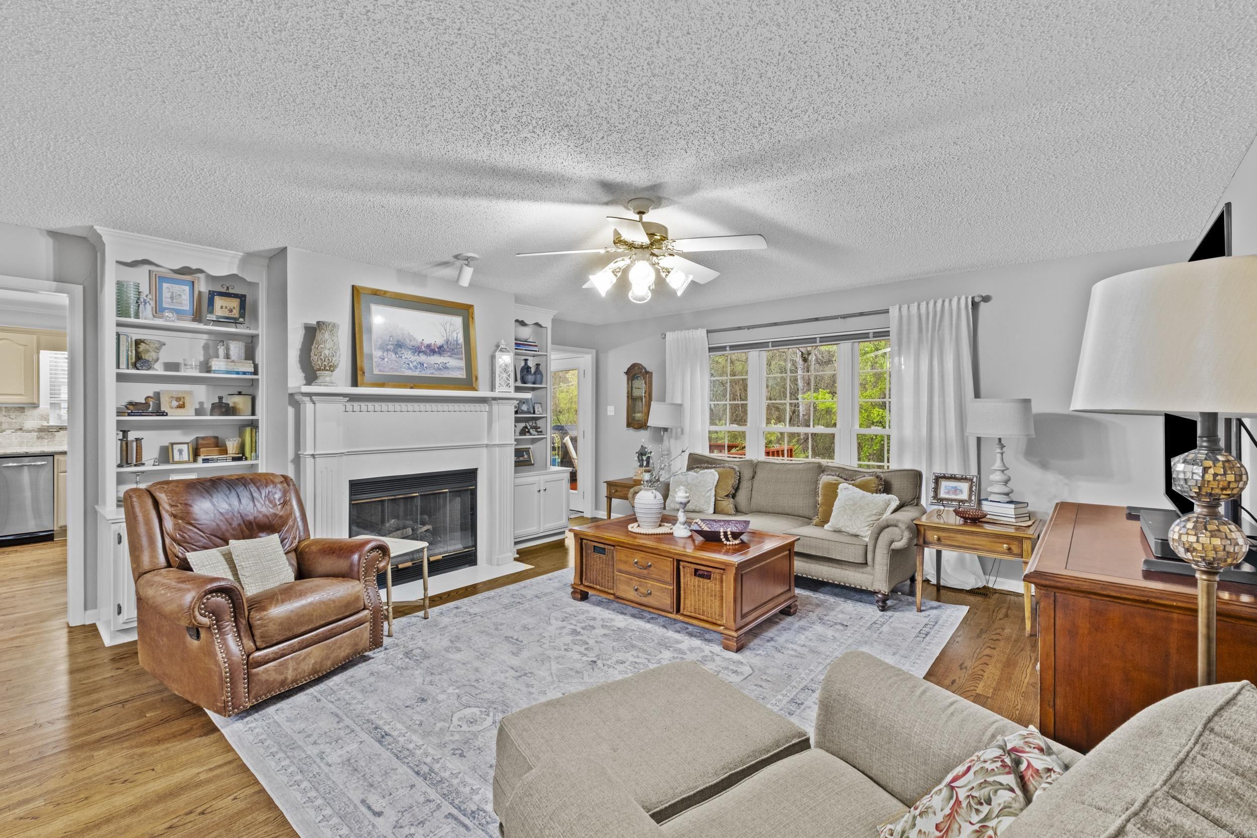 WINDSOR VALLEY ADDN - Residential