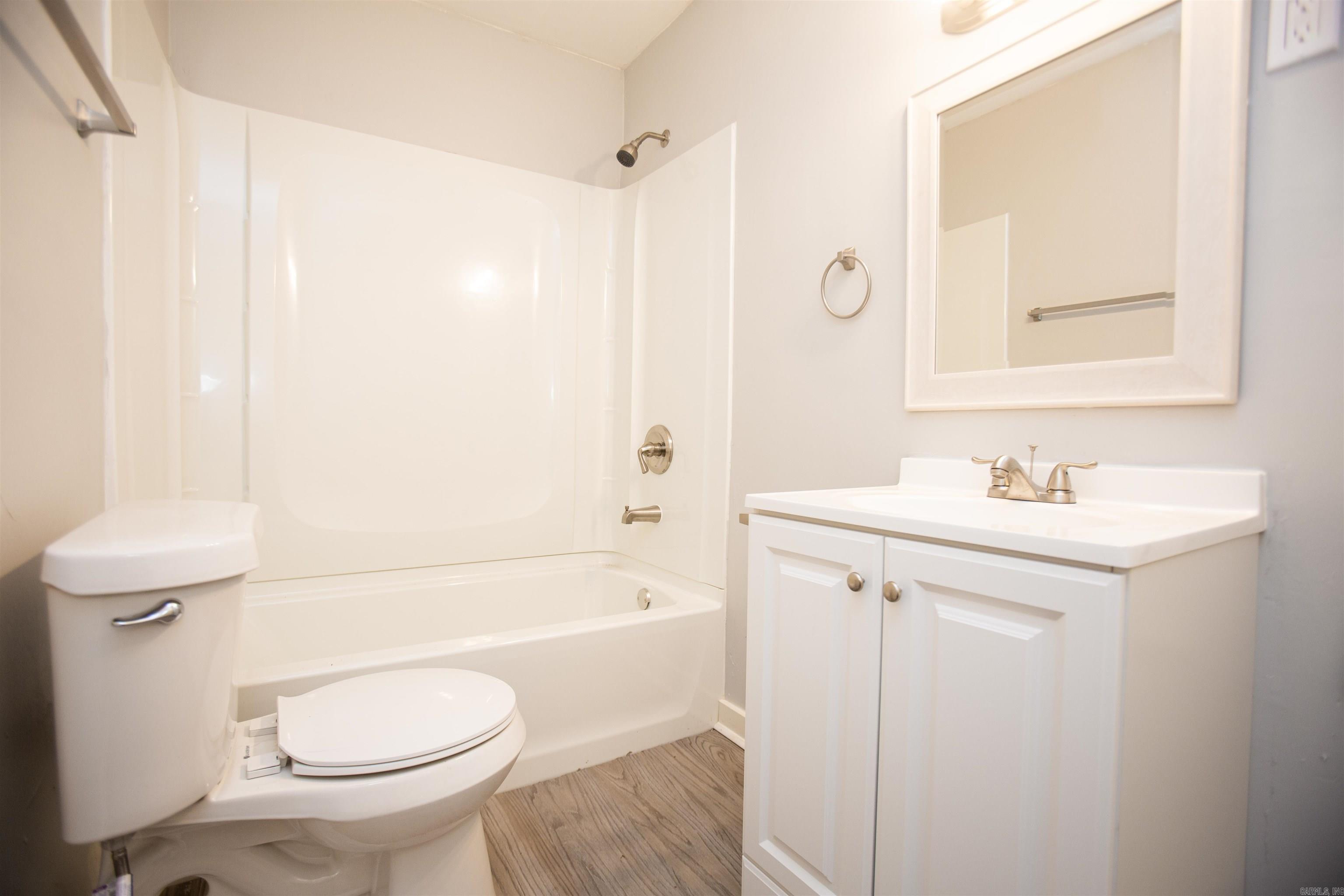 Walthour & Flake - Residential Lease