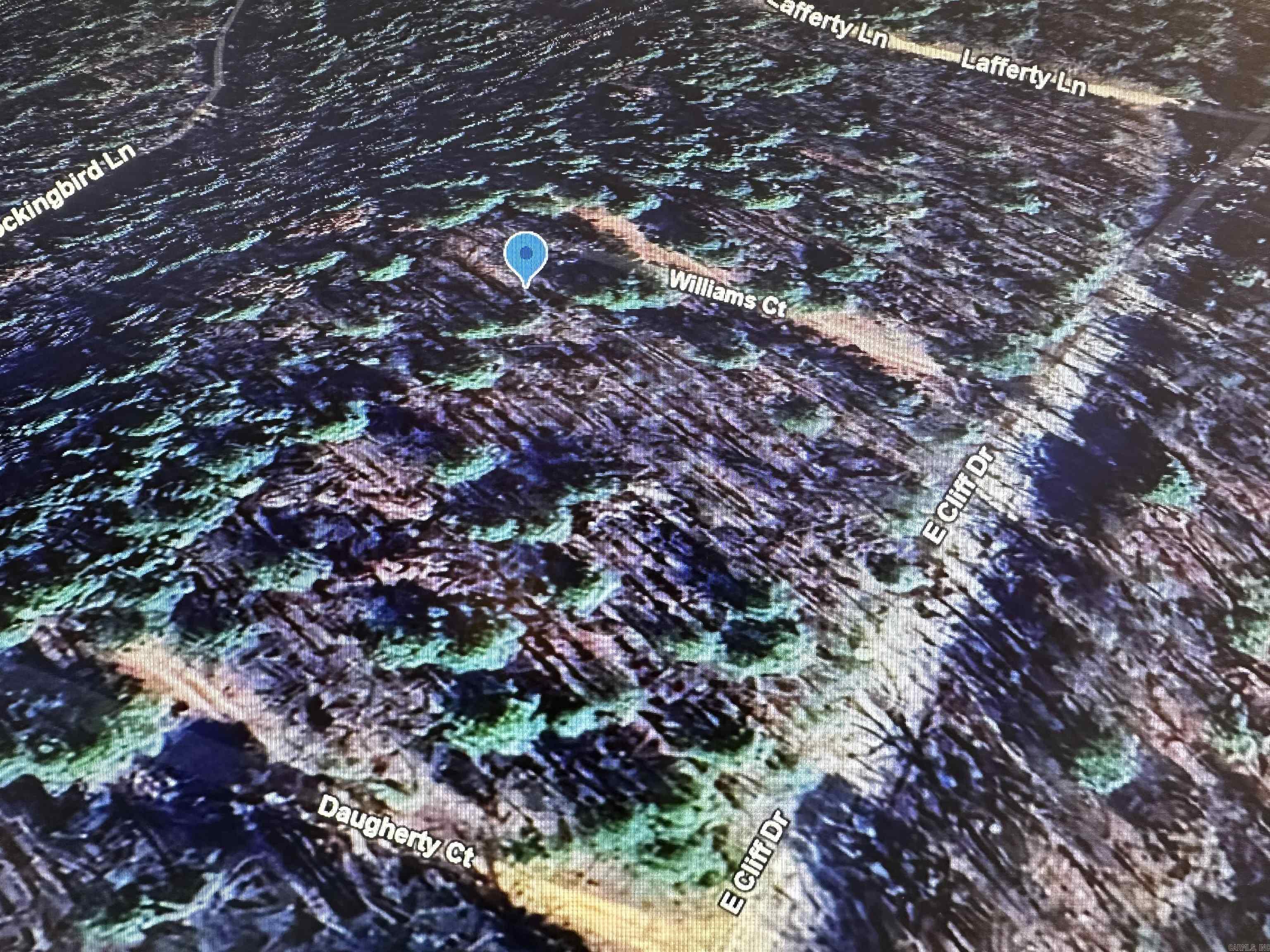 INDIAN HILLS - Land