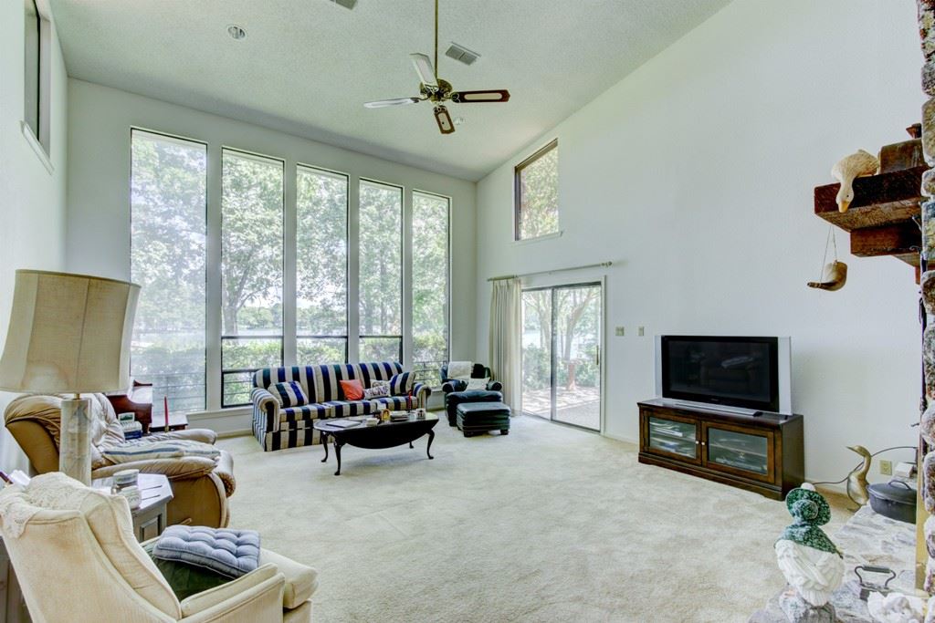 Lake View - Residential
