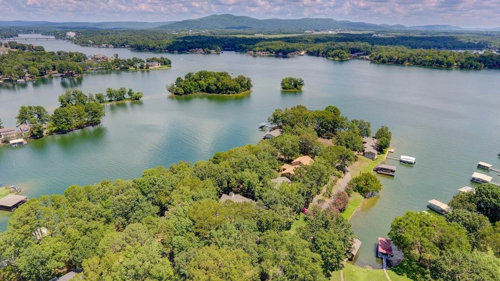 Lake View - Residential