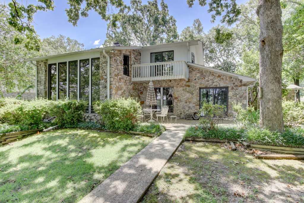 Lake View - Residential