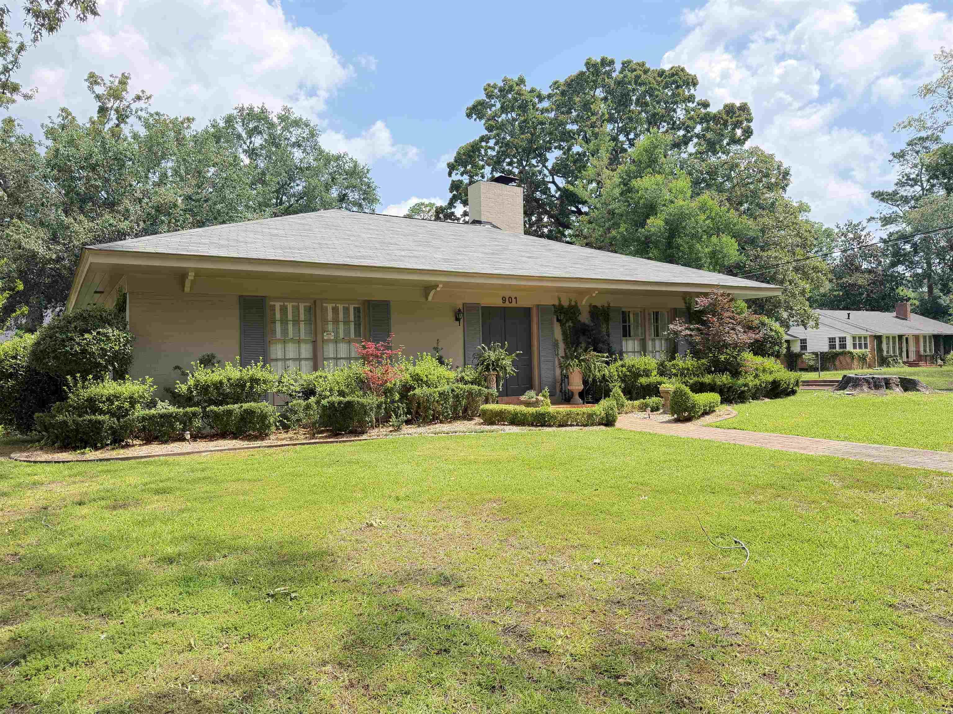 This beautifully maintained three bedroom, two bath home sits on a nicely landscaped corner lot in a highly convenient location near Jefferson Regional Medical Center, as well as a variety of shopping and dining options. From the moment you arrive, you’ll notice the pride of ownership throughout this magnificently kept property. Inside, the home offers a comfortable and functional layout featuring a welcoming living room, a separate den perfect for relaxing or entertaining, and a dedicated dining room ideal for gatherings. The spacious bedrooms provide plenty of room to unwind, each complemented by large closets for ample storage. With its combination of charm, space, and an unbeatable location, this home is a wonderful opportunity for anyone looking for both comfort and convenience.
