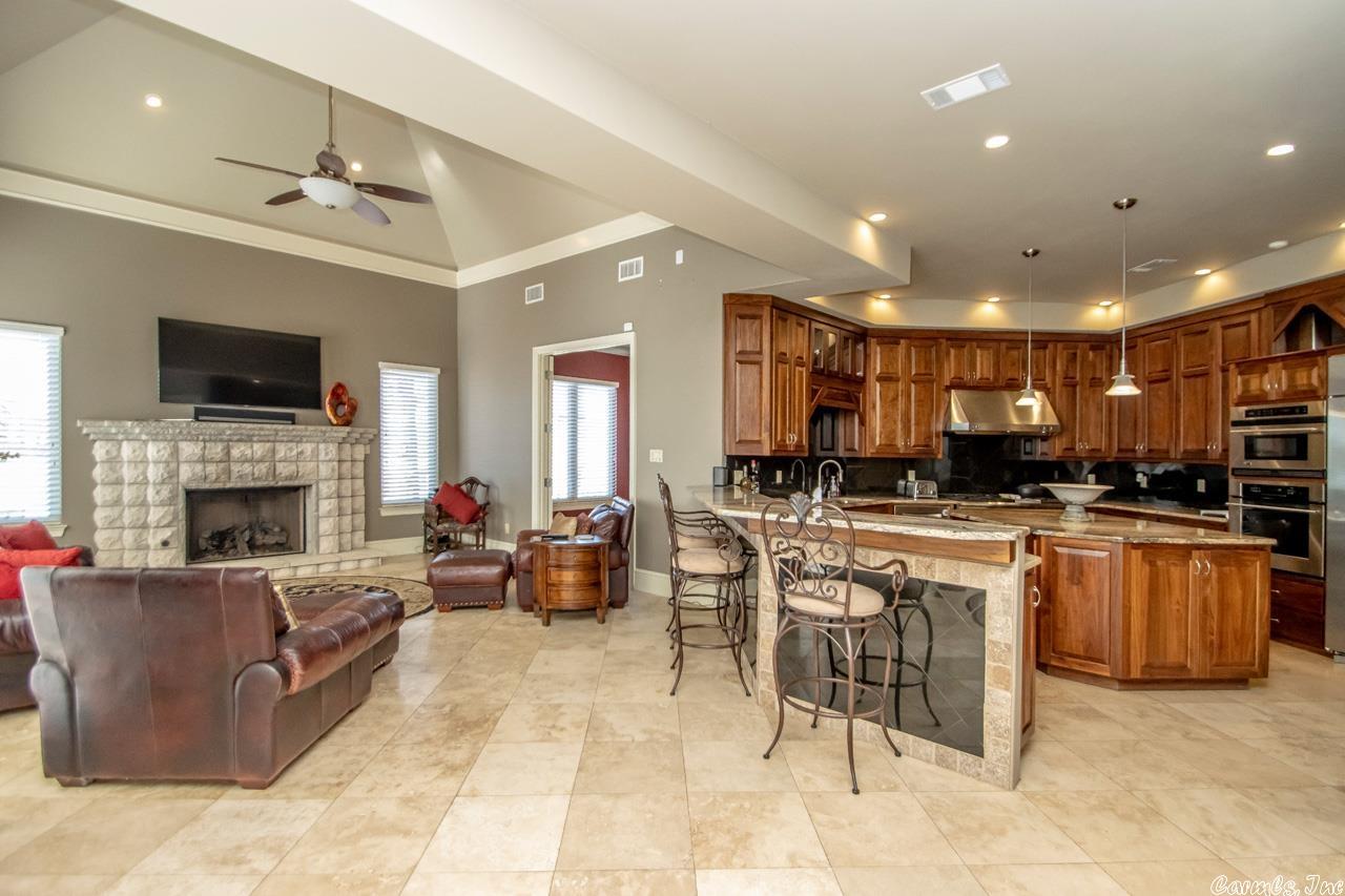 HURRICANE LAKE EST - Residential