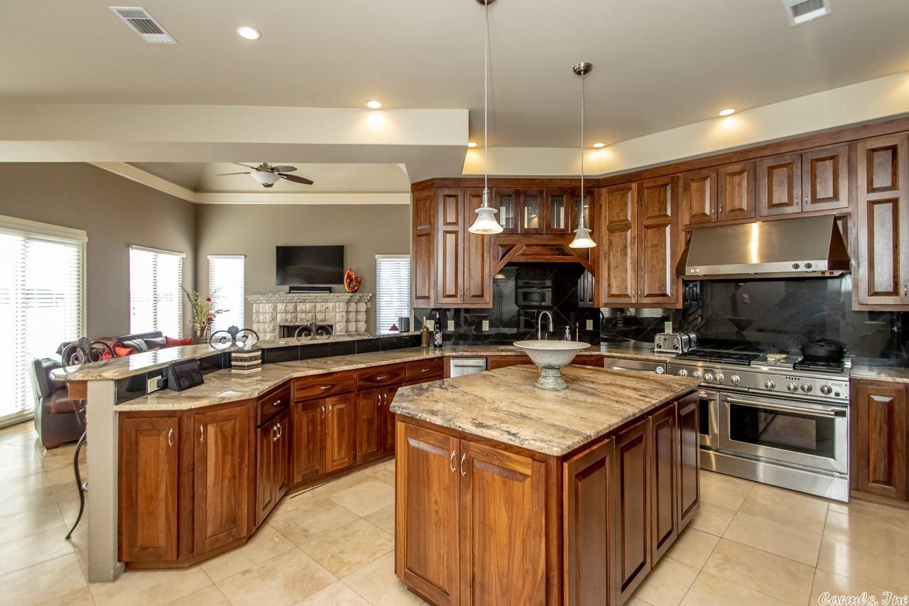 HURRICANE LAKE EST - Residential