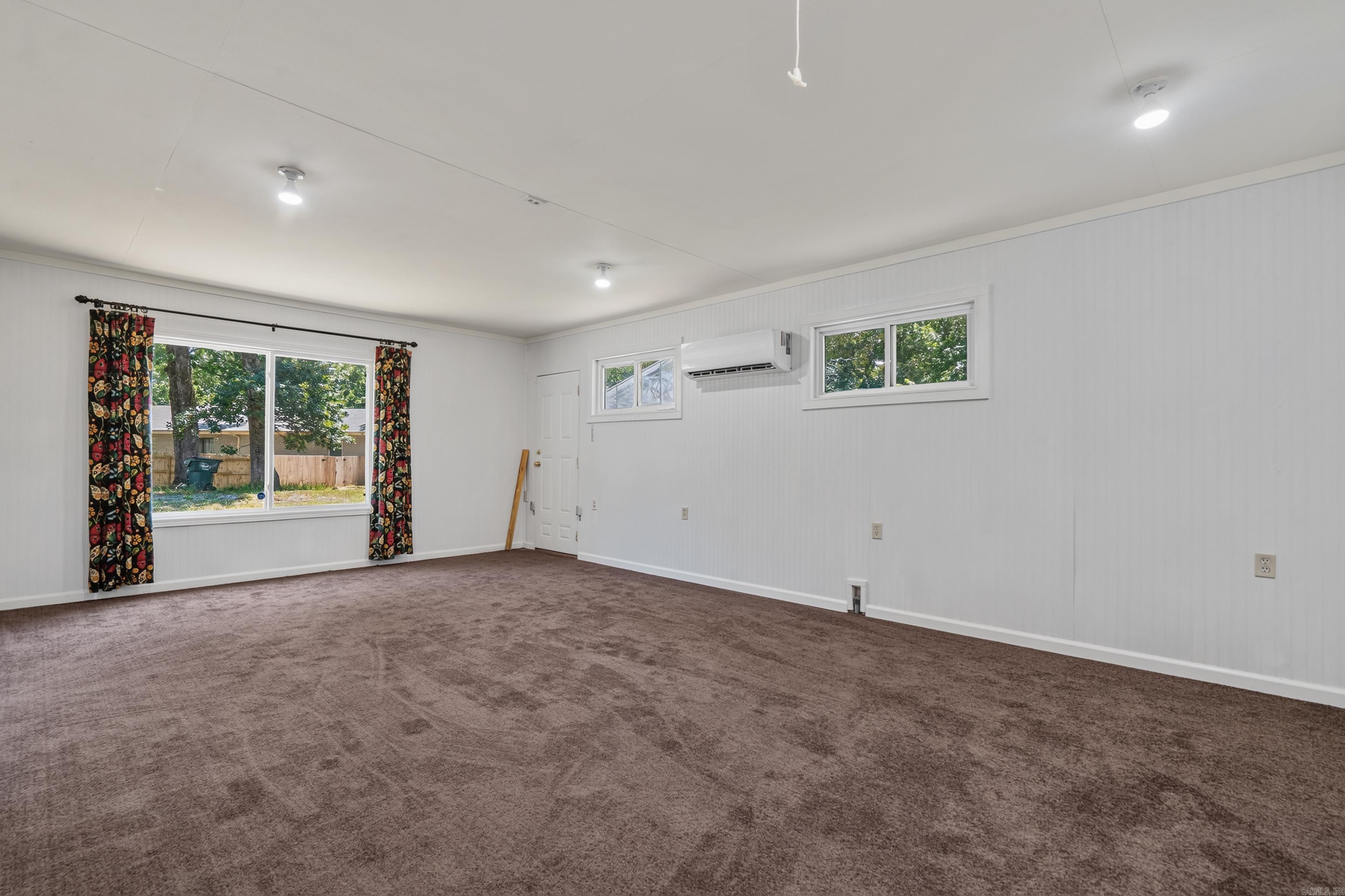 CLEVELAND SHORES - Residential