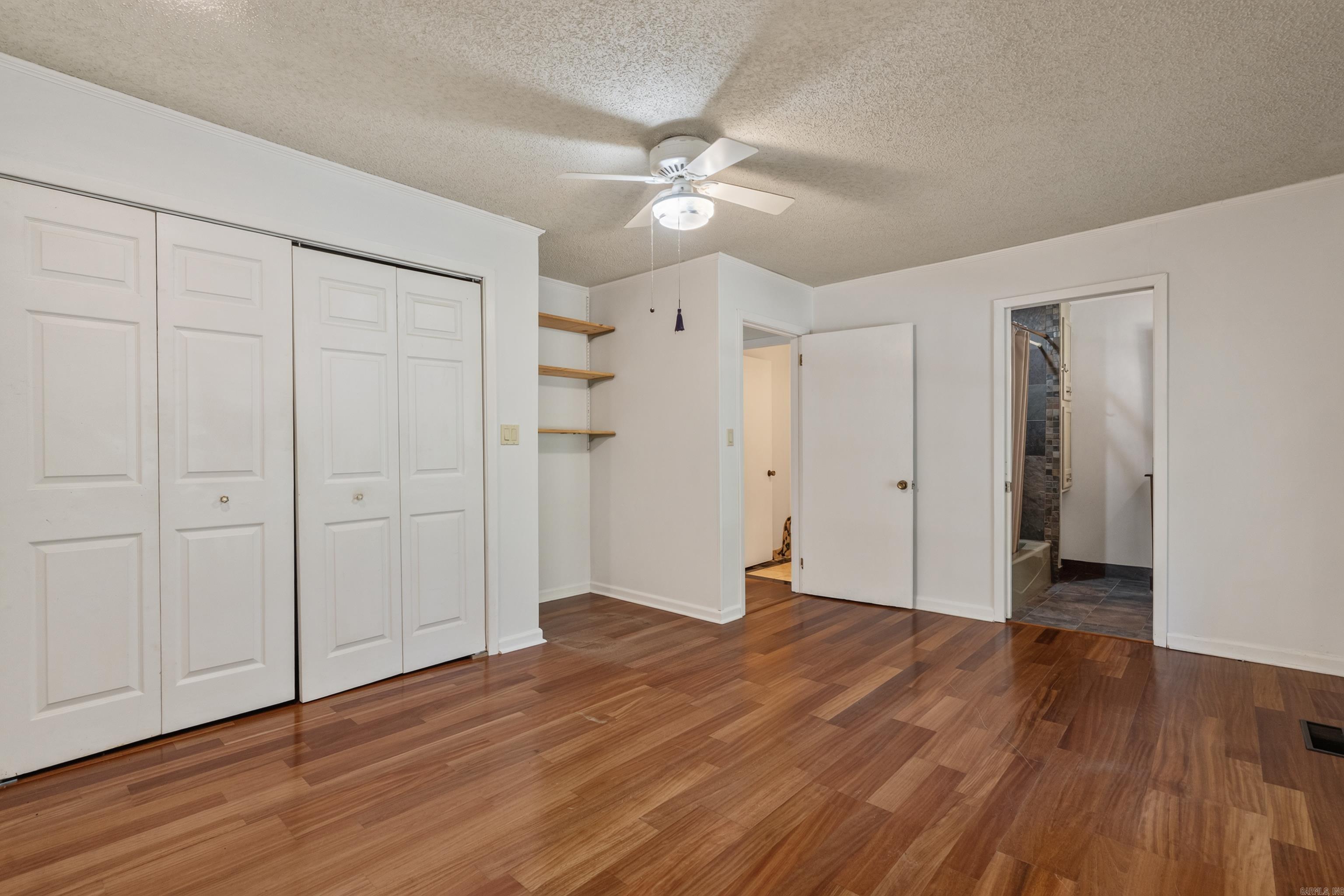 CLEVELAND SHORES - Residential