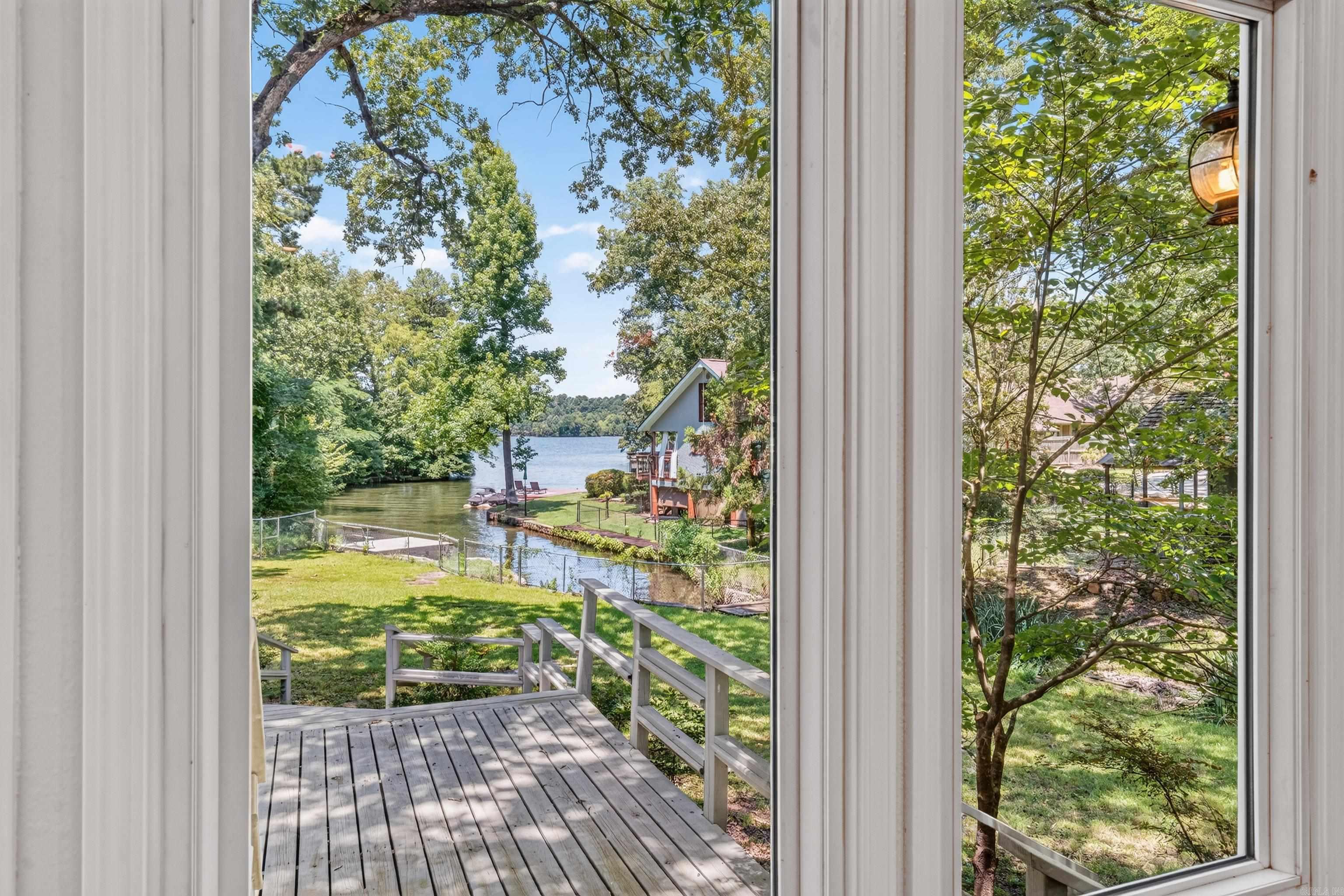 CLEVELAND SHORES - Residential