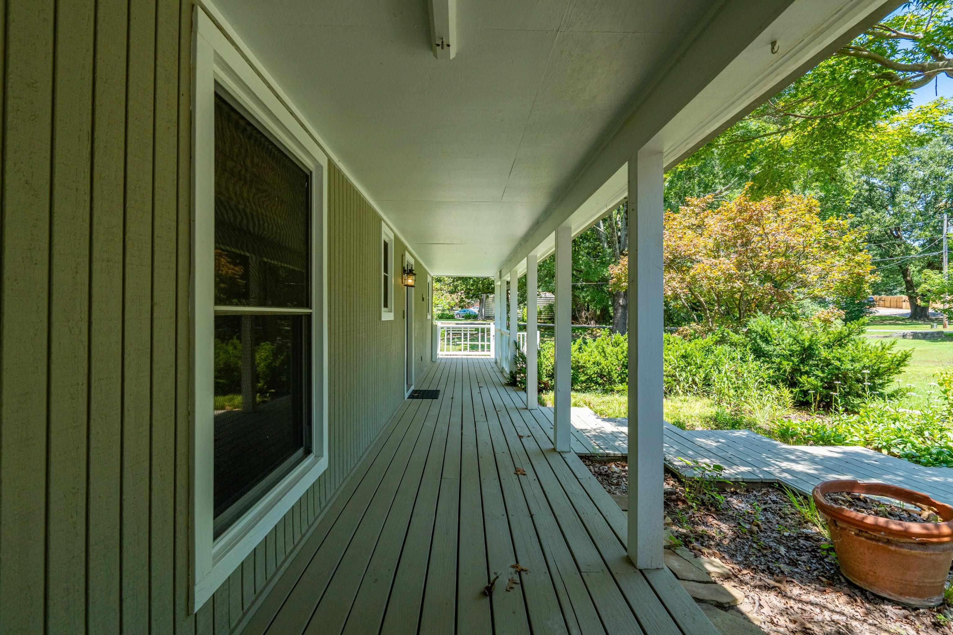 CLEVELAND SHORES - Residential