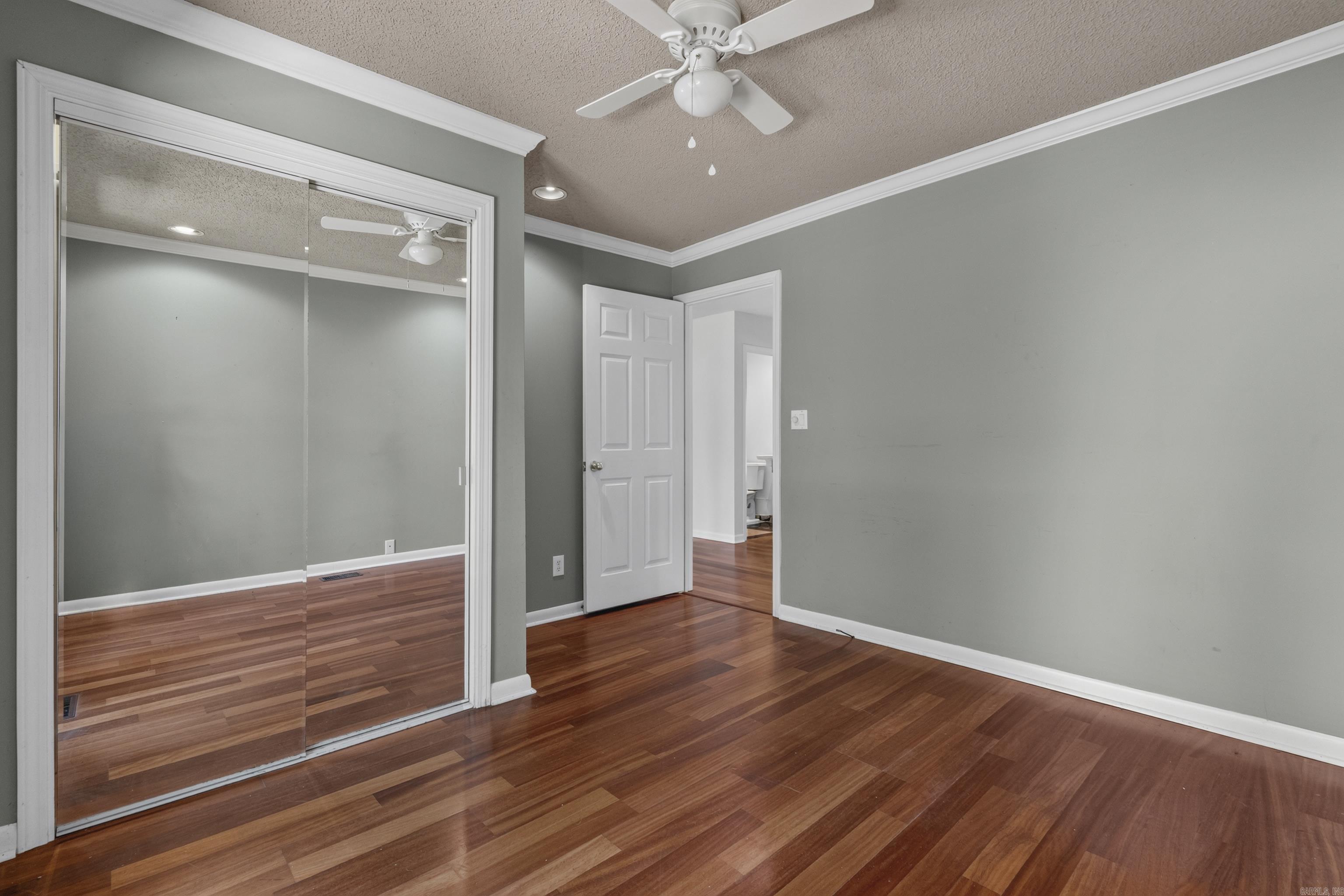 CLEVELAND SHORES - Residential