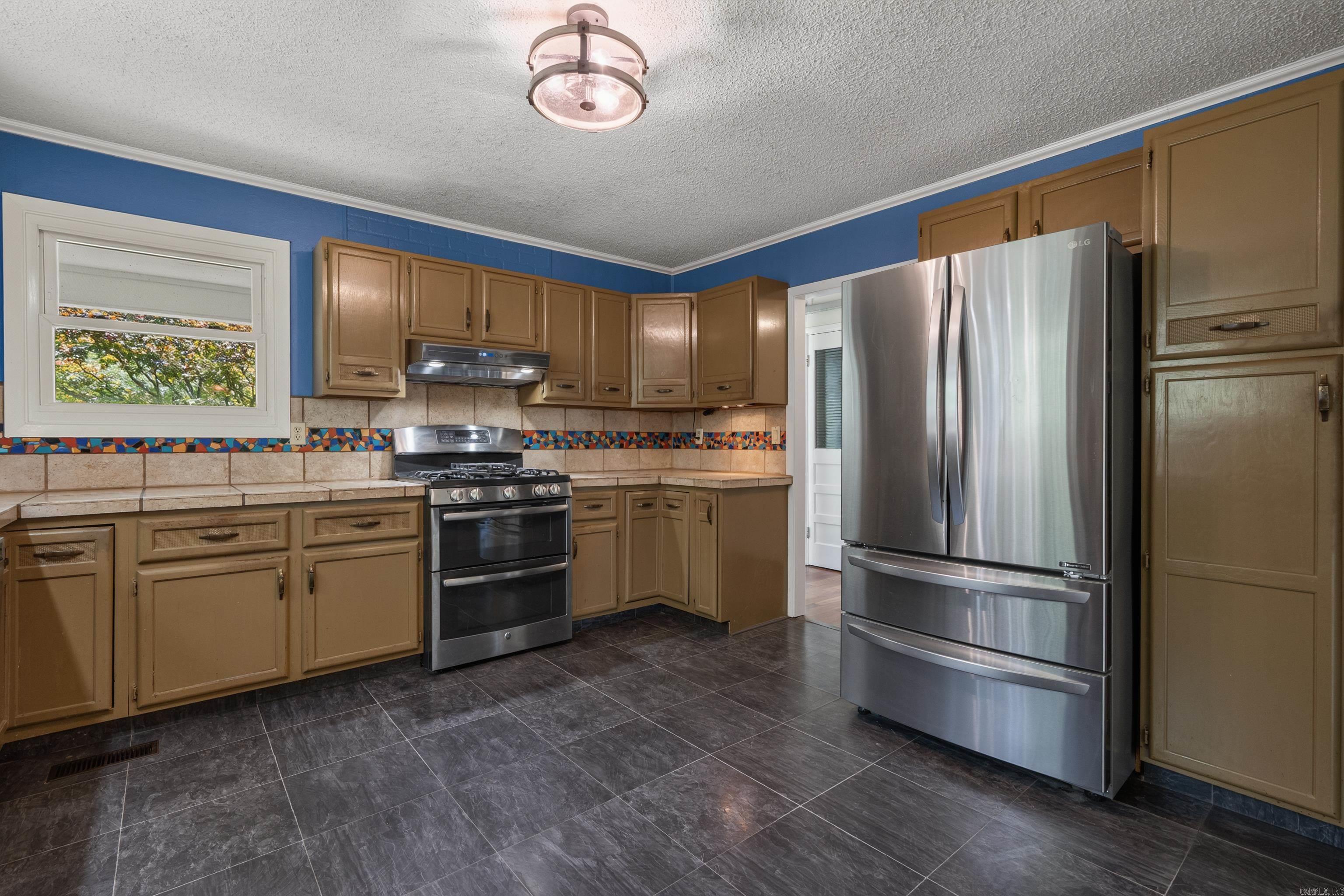 CLEVELAND SHORES - Residential