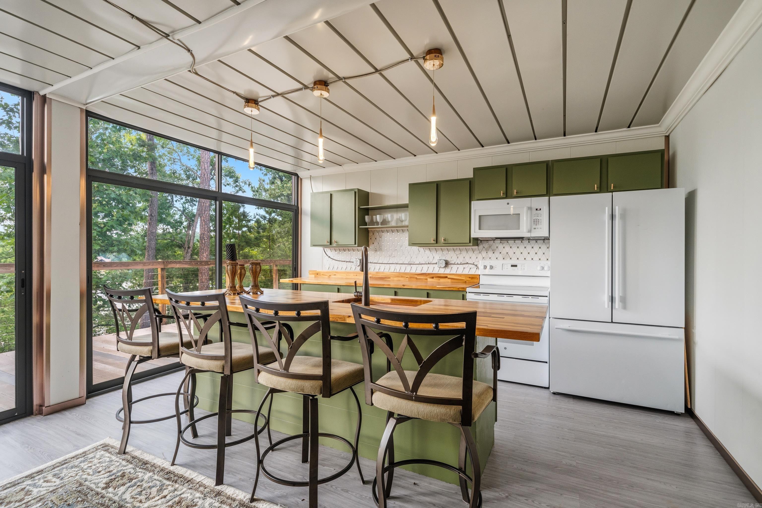 RIDGE AT LIGHT HOUSE COVE - Residential