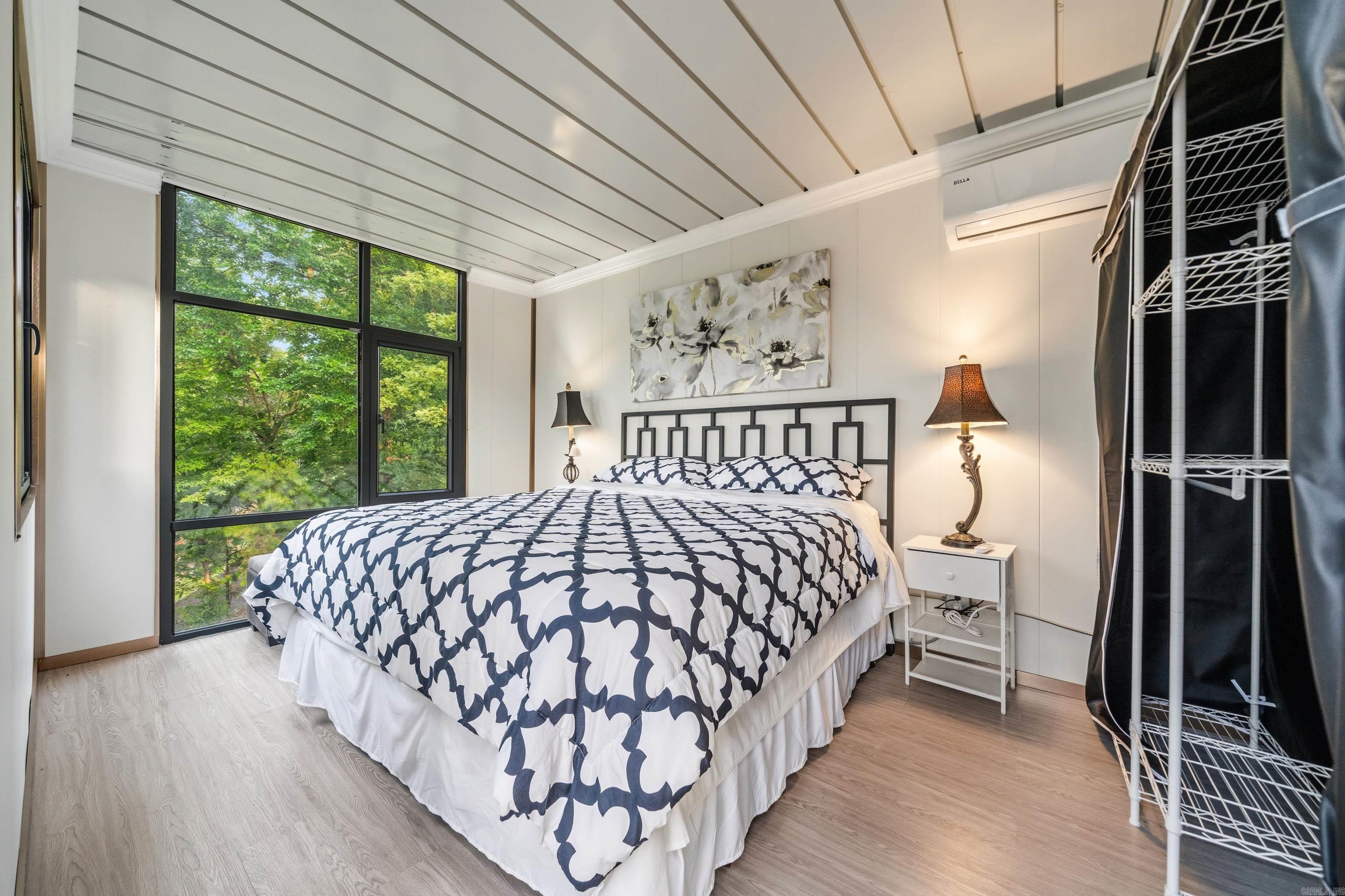 RIDGE AT LIGHT HOUSE COVE - Residential