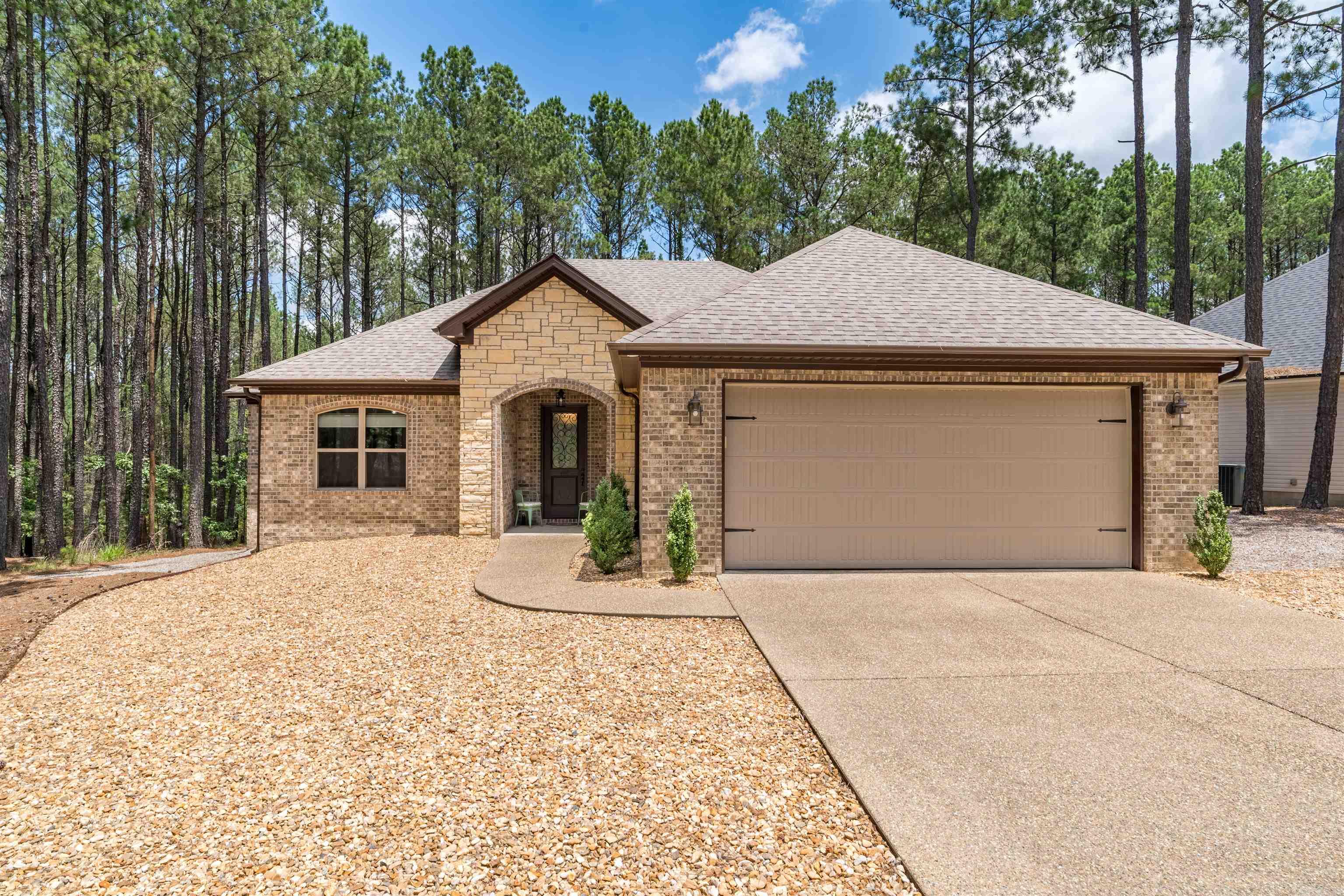 ALTA VISTA - Residential
